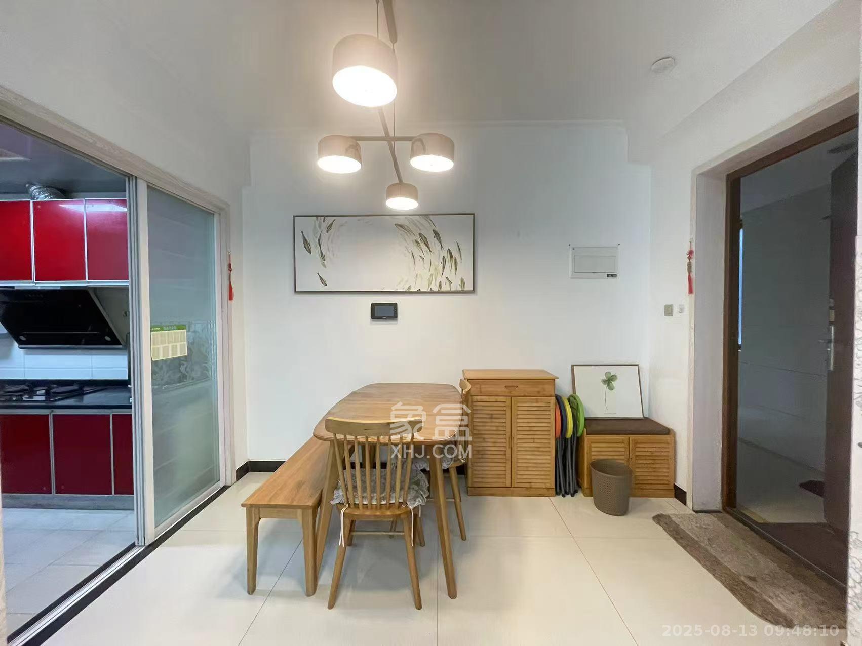 万博汇 2室1厅1卫 2500.0元/月 万博汇 2室1厅1卫 2500.0元/月室内图