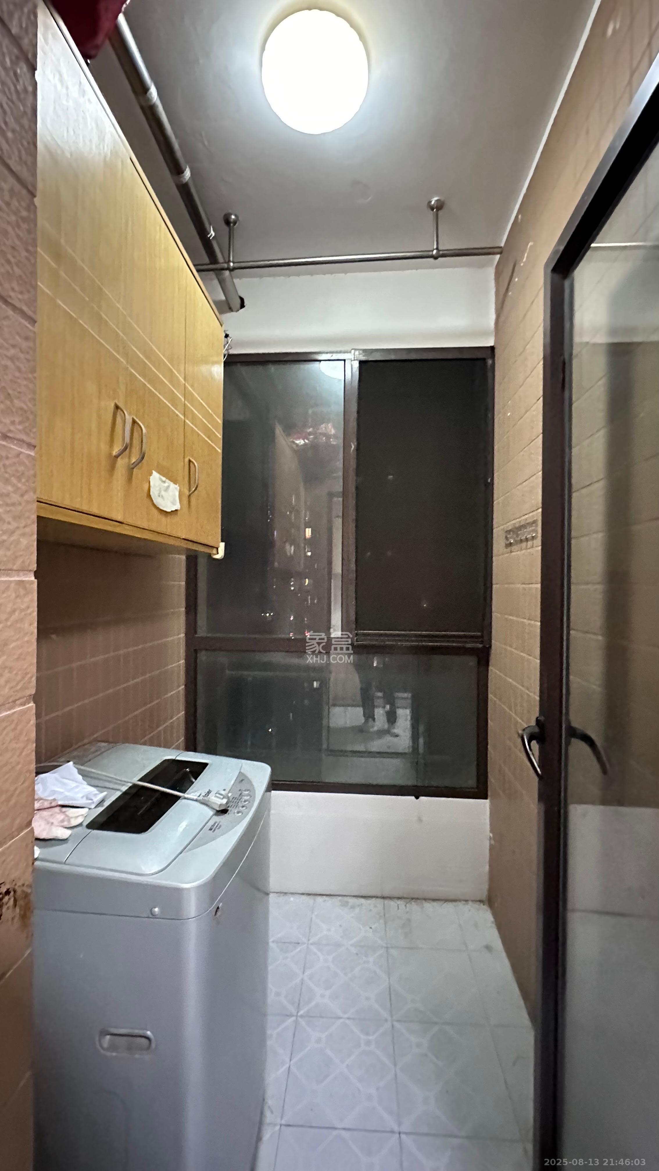 融科檀香山(融科紫檀、香山国际) 2室2厅1卫 2600.0元/月 融科檀香山(融科紫檀、香山国际) 2室2厅1卫 2600.0元/月室内图