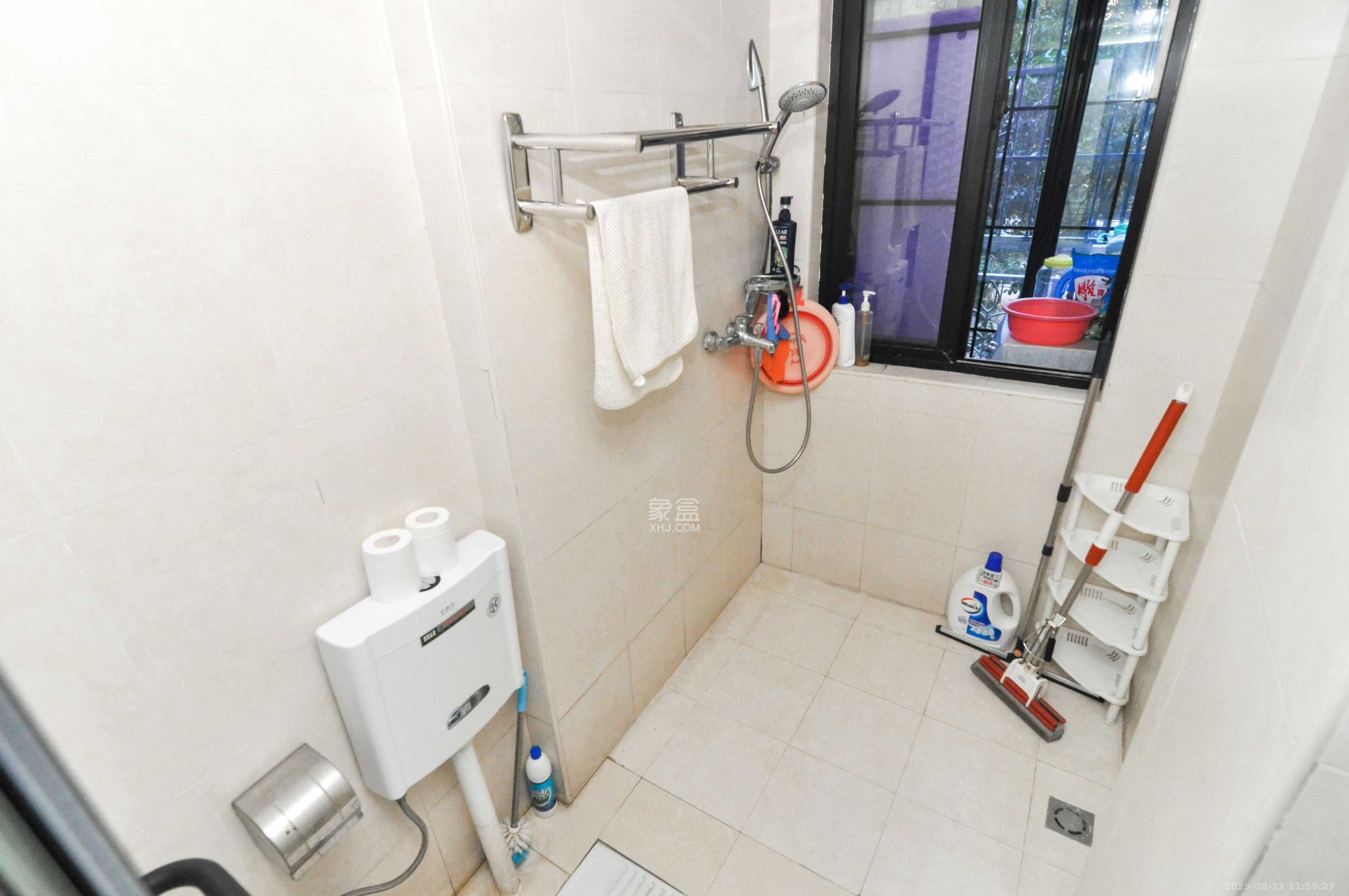 沁园春御院  3室2厅2卫    2800.0元/月 沁园春御院  3室2厅2卫    2800.0元/月室内图