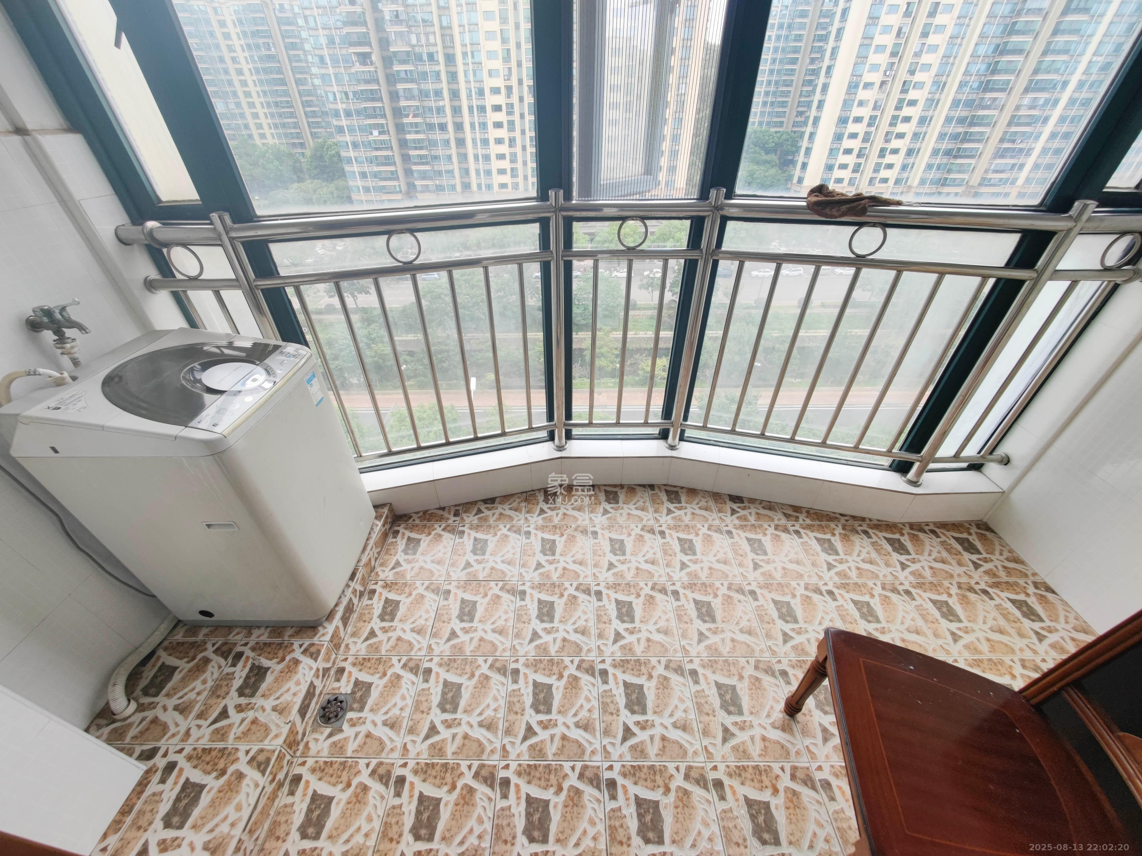 大为时代家园  2室2厅1卫    77.0万 大为时代家园  2室2厅1卫    77.0万其他