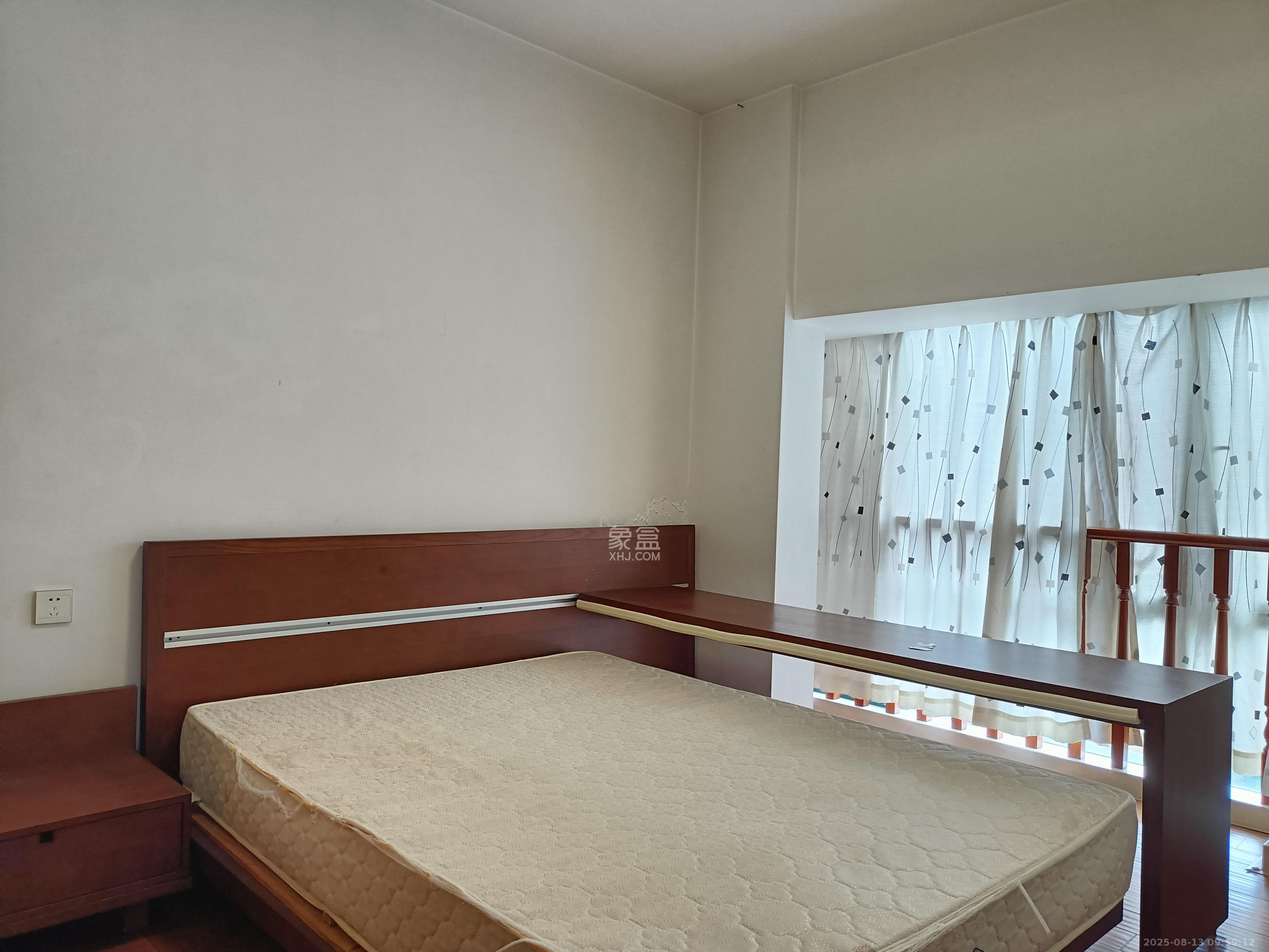 东来苑 3室2厅2卫 3800.0元/月 东来苑 3室2厅2卫 3800.0元/月室内图