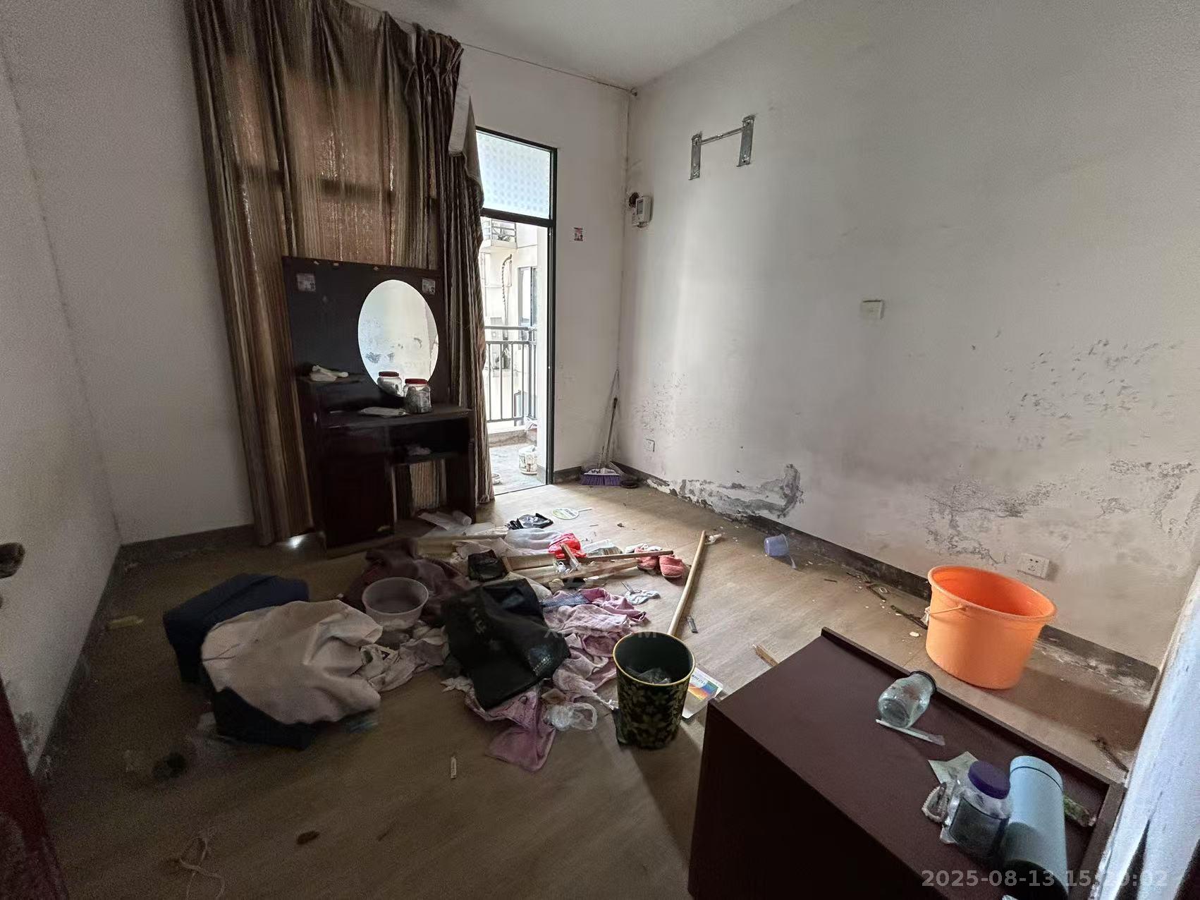 庐山春天早安华晨 3室2厅1卫 1200.0元/月 庐山春天早安华晨 3室2厅1卫 1200.0元/月室内图