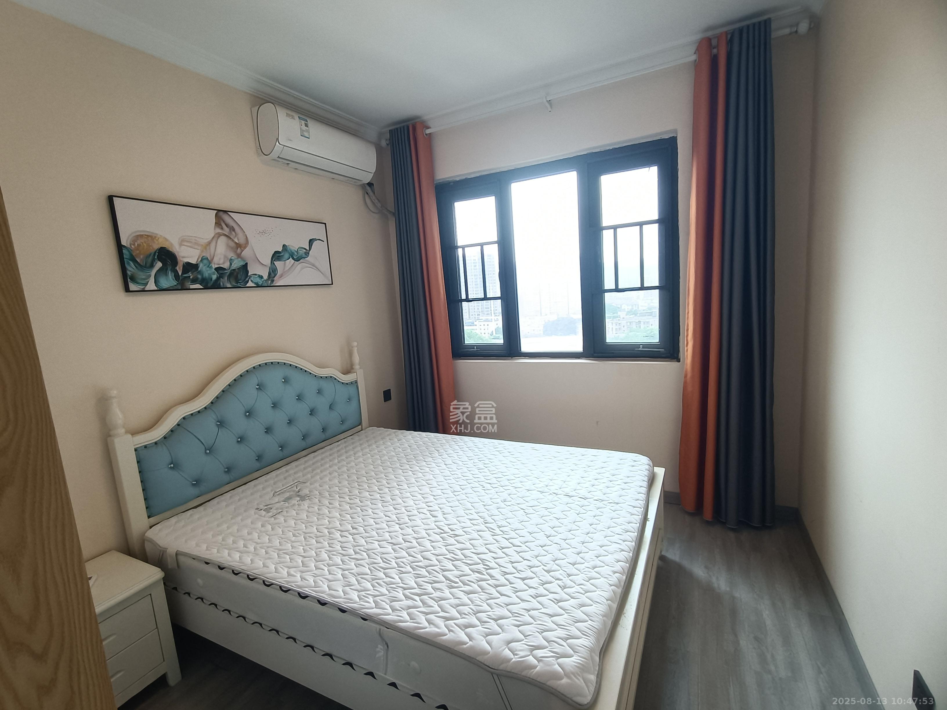 山语城三期  3室2厅2卫    2300.0元/月室内图