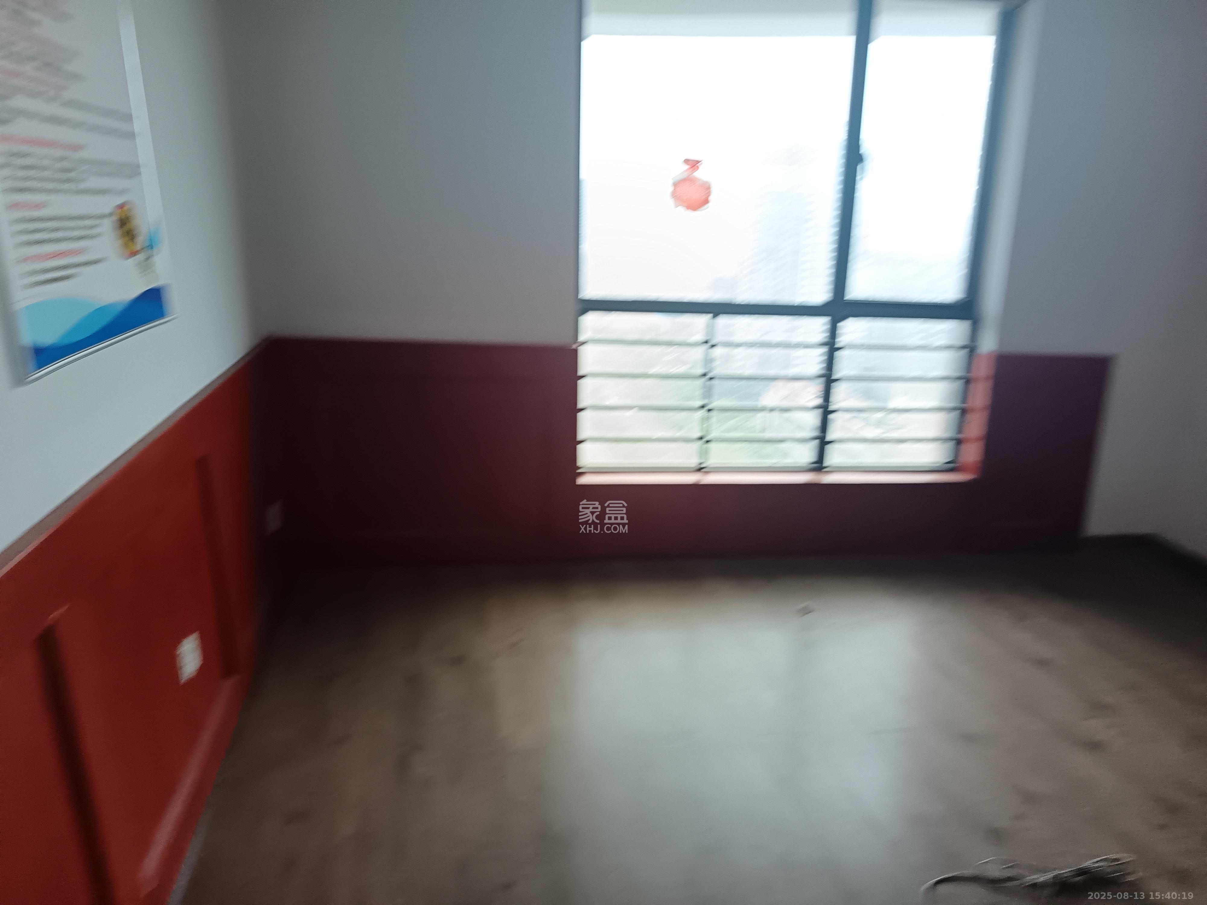 尚城  1室1厅1卫    9000.0元/月 尚城  1室1厅1卫    9000.0元/月室内图