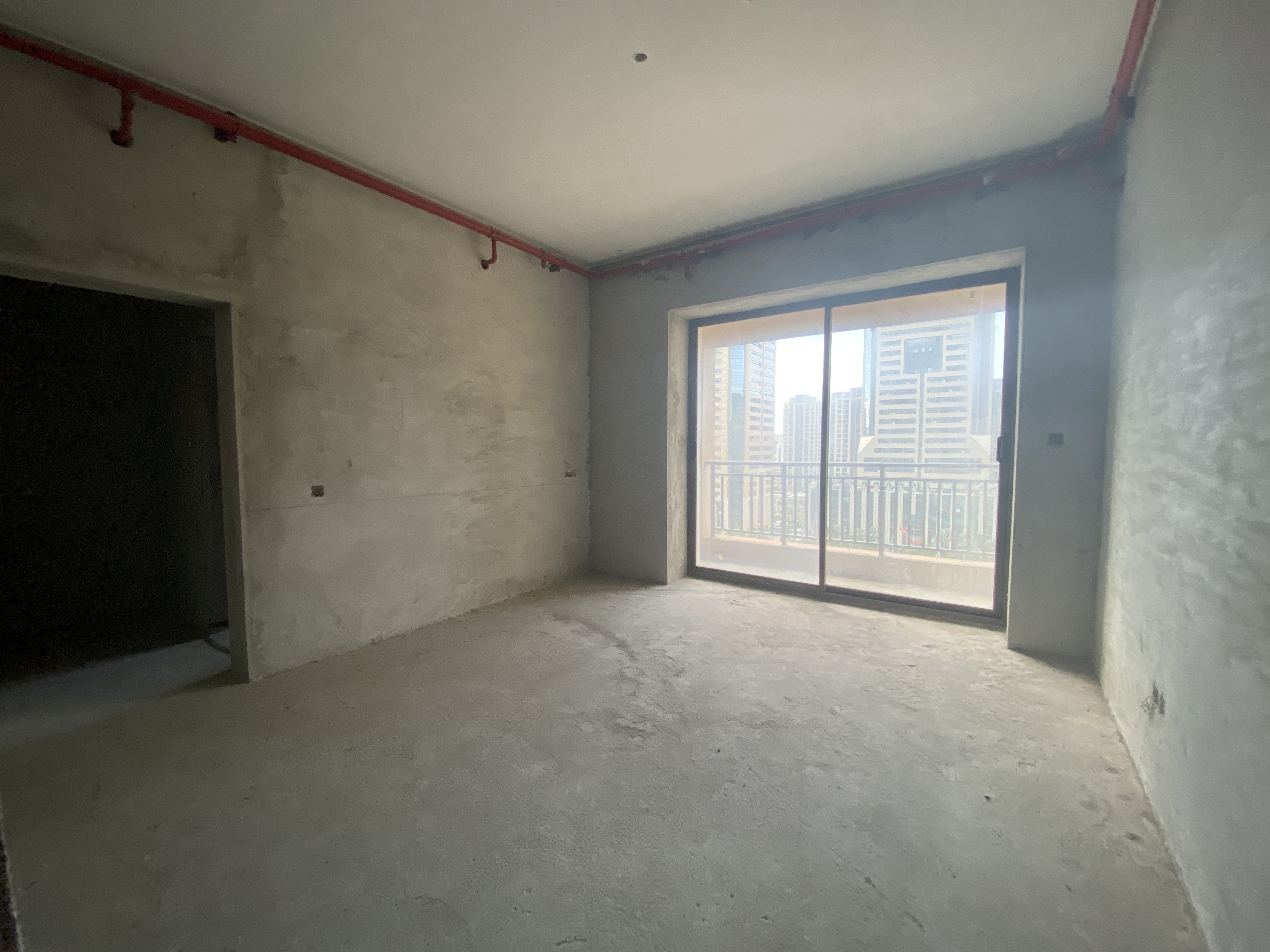 海航豪庭南苑 4室2厅3卫 490.0万 海航豪庭南苑 4室2厅3卫 490.0万客厅