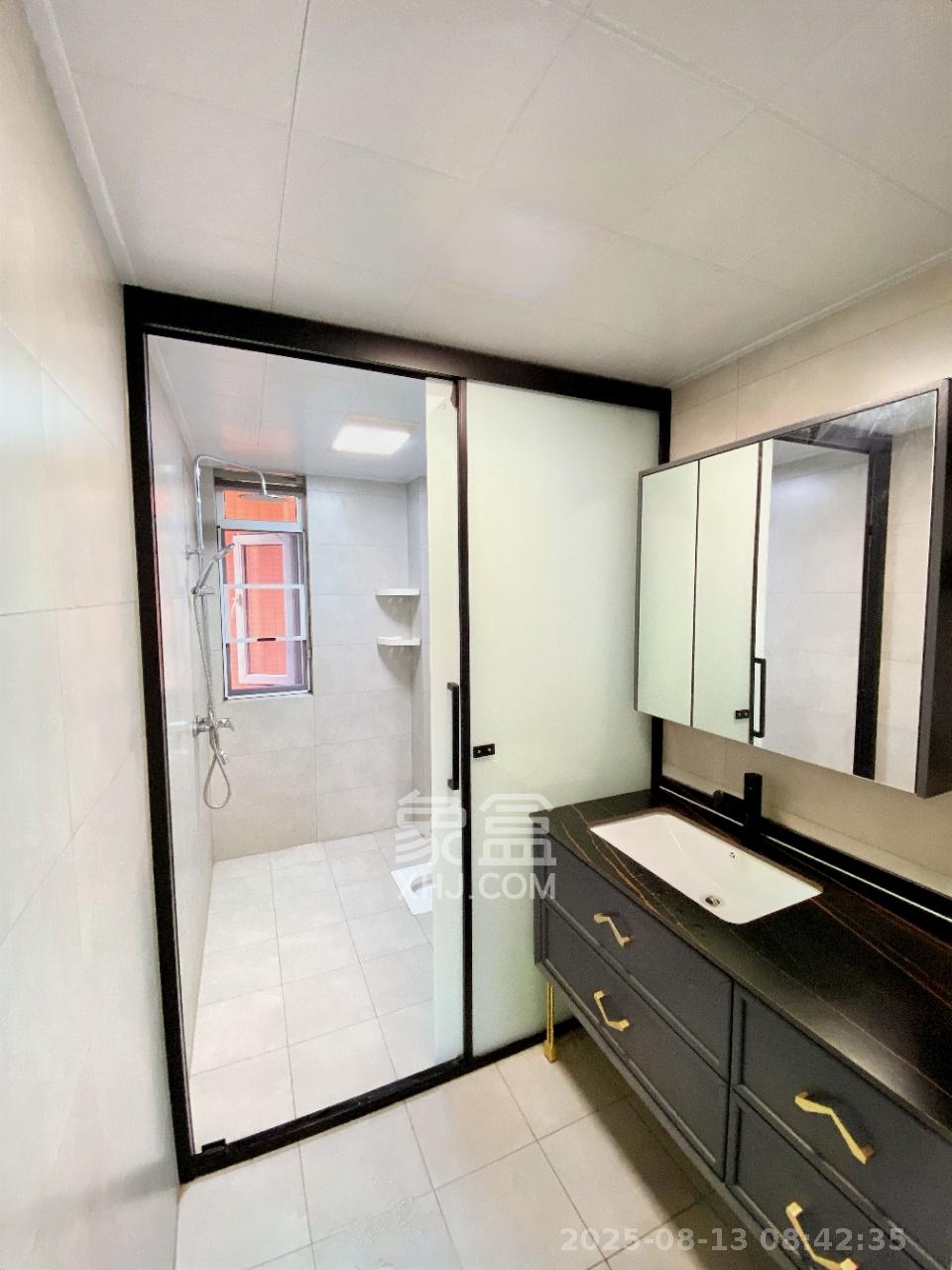 凯富南方鑫城  3室2厅1卫    2500.0元/月室内图