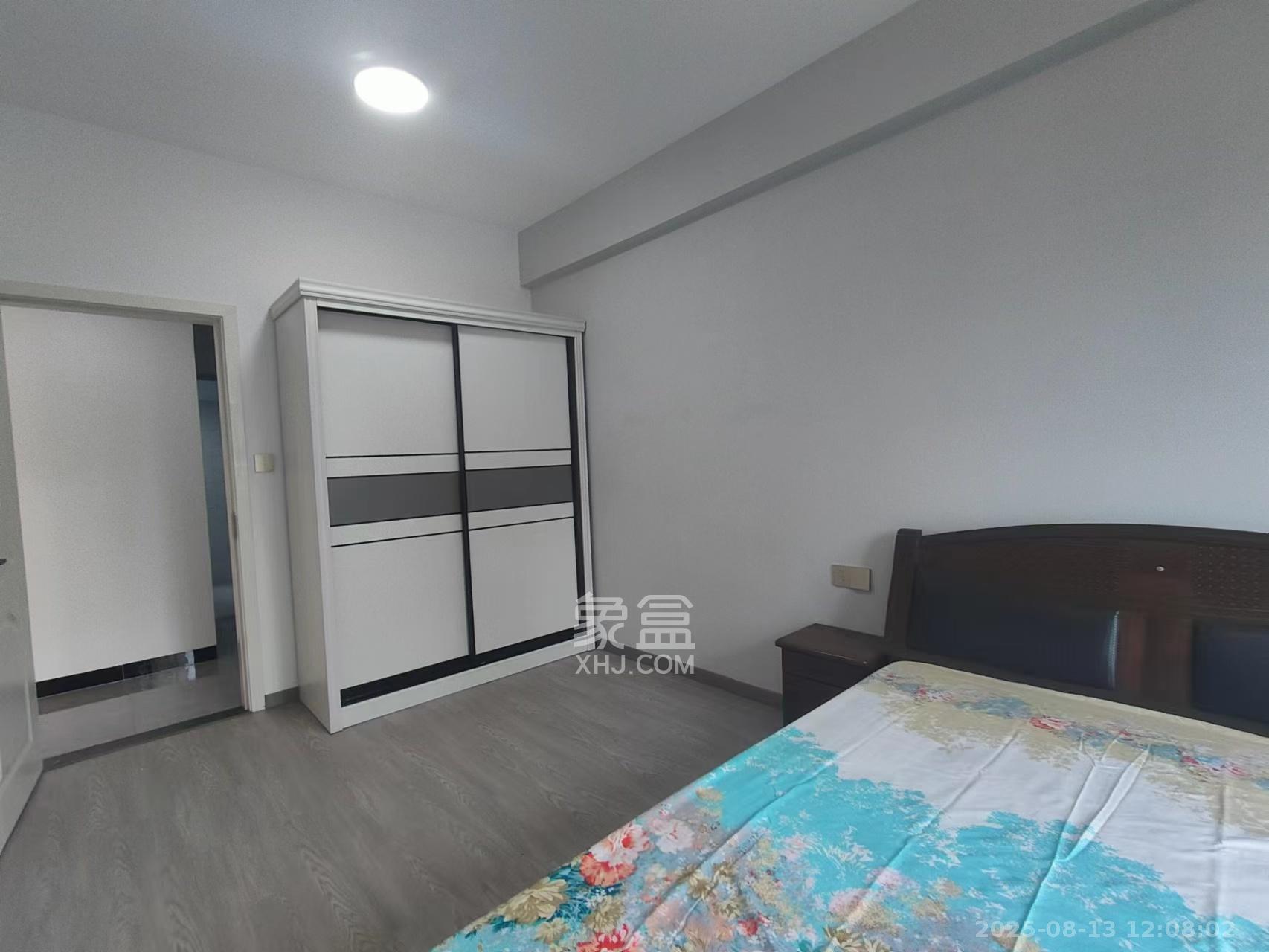 紫御江山 4室2厅2卫 3000.0元/月 紫御江山 4室2厅2卫 3000.0元/月室内图