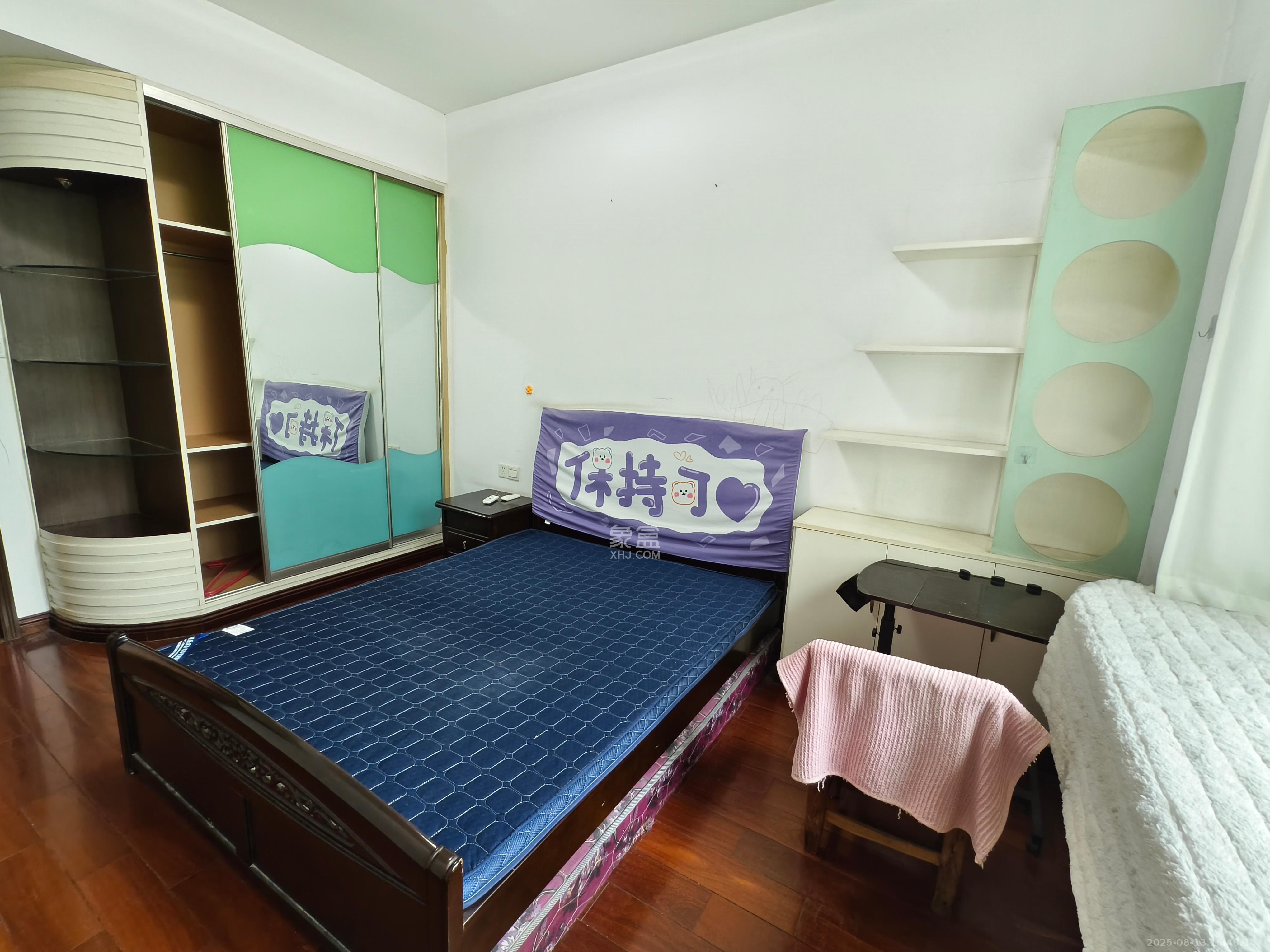 颐美园 3室2厅2卫 2200.0元/月 颐美园 3室2厅2卫 2200.0元/月室内图