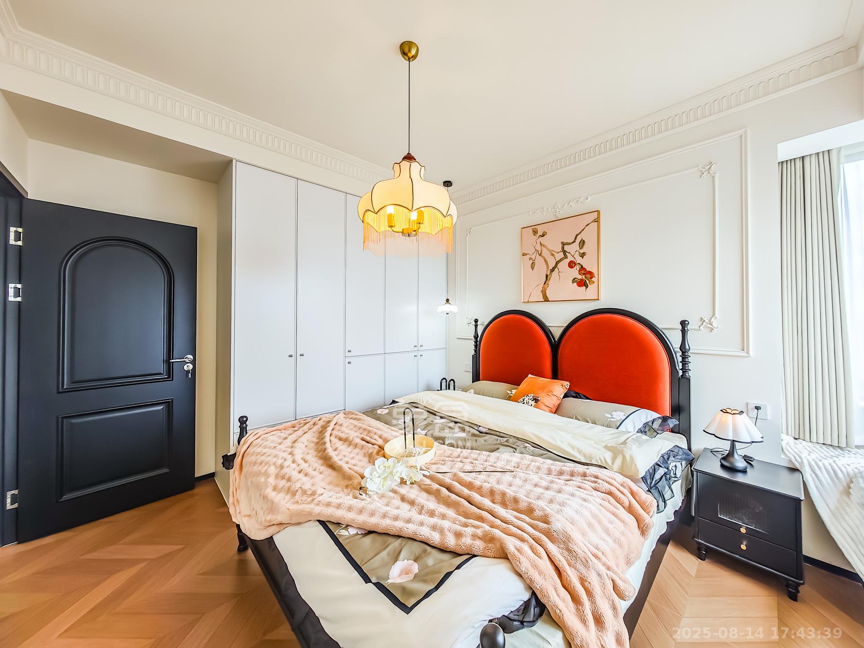 山语城三期  3室2厅1卫    75.8万卧室