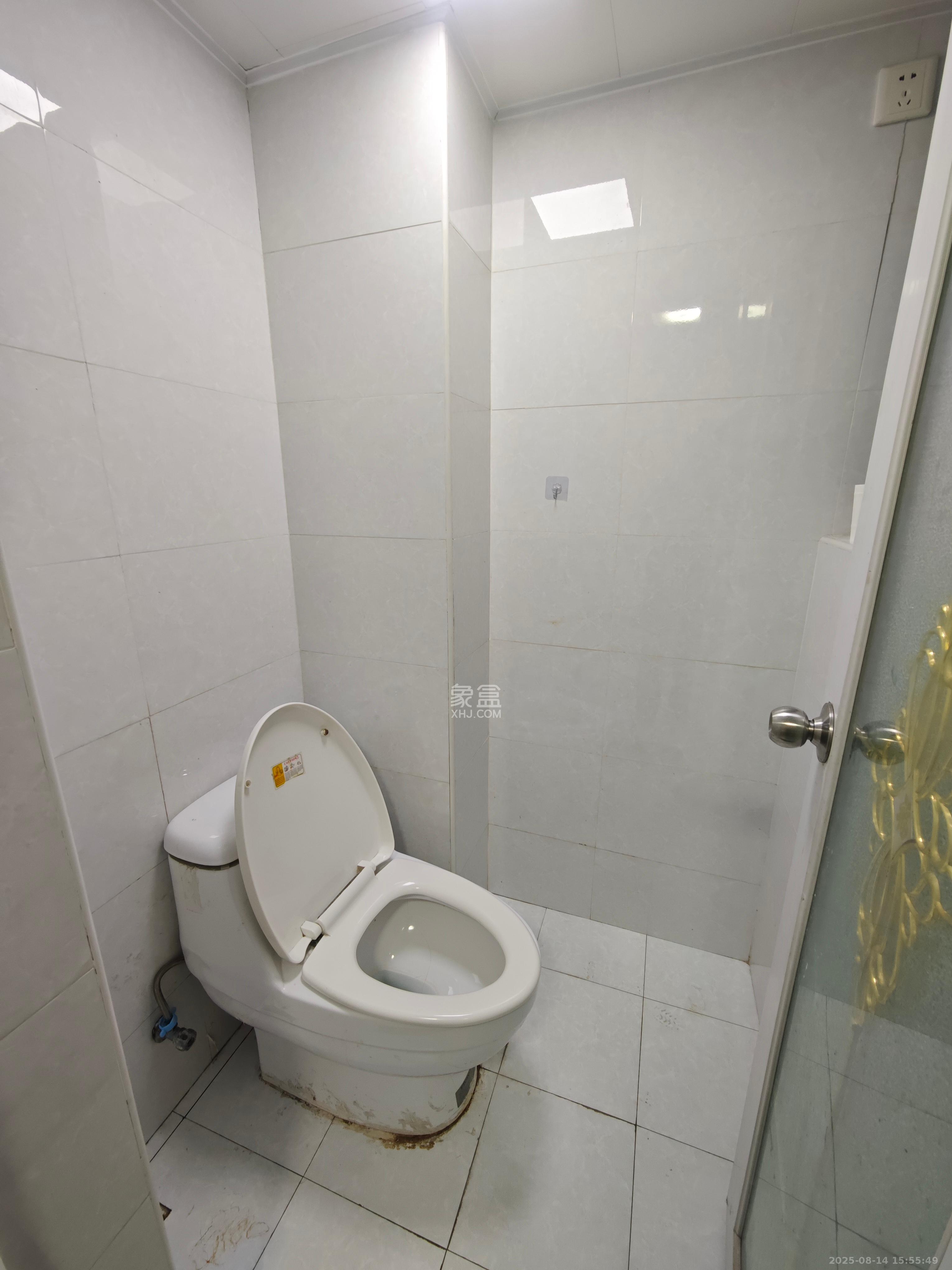 万象新天  3室2厅1卫   3200.00元/月室内图