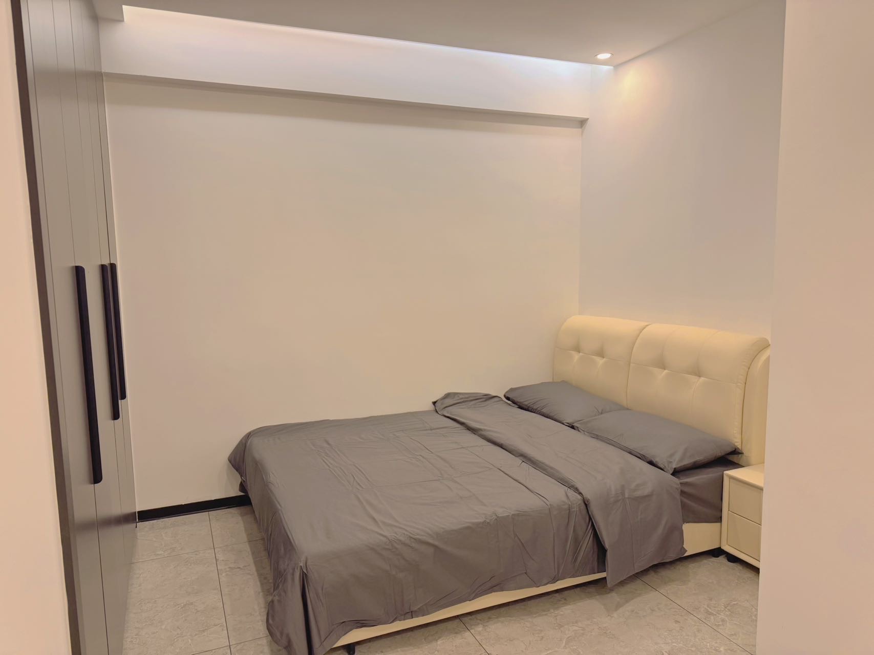 龙湖光年  2室1厅2卫   3300.00元/月室内图
