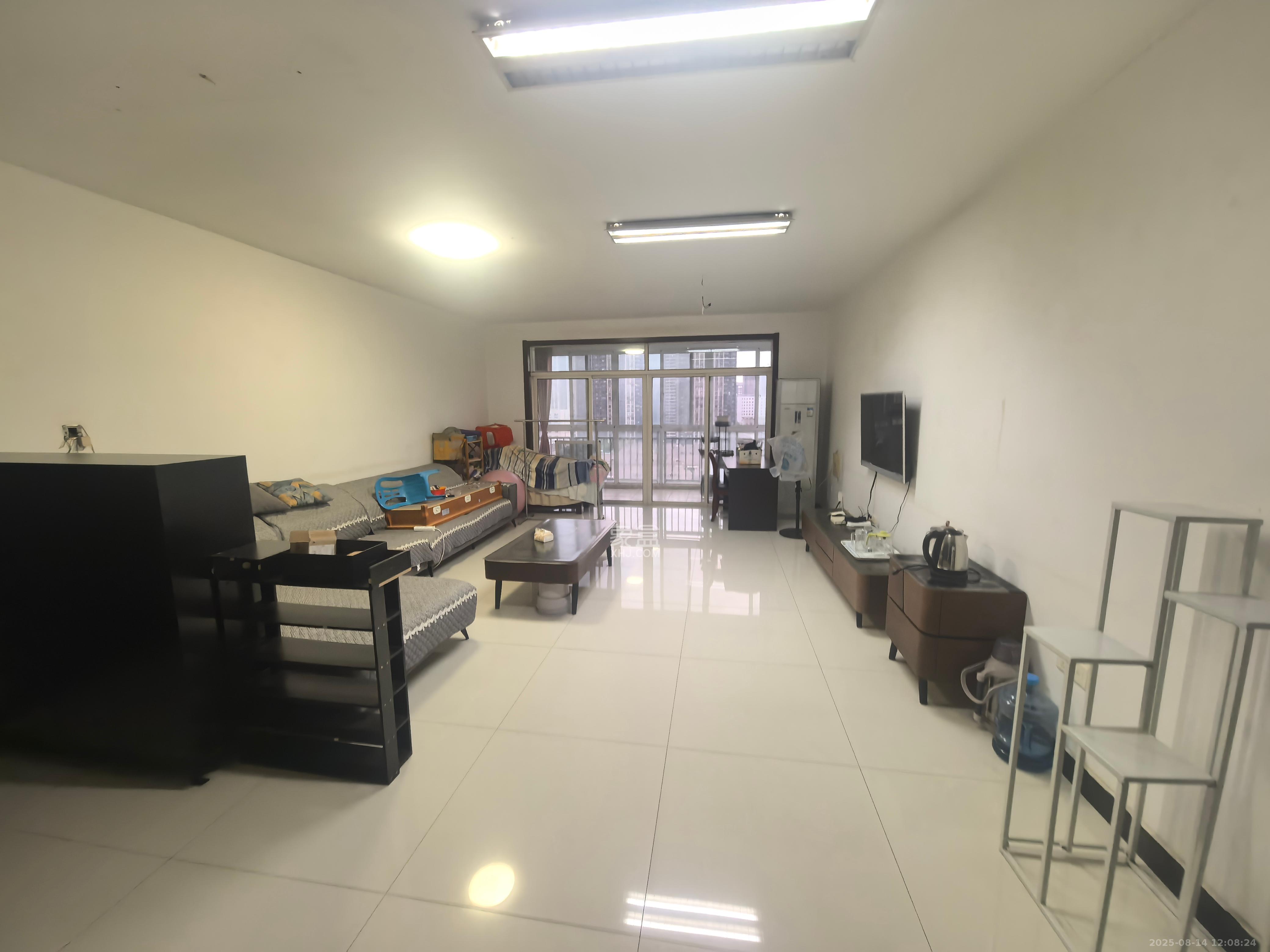 柠檬丽都  4室2厅1卫    3200.0元/月 柠檬丽都  4室2厅1卫    3200.0元/月