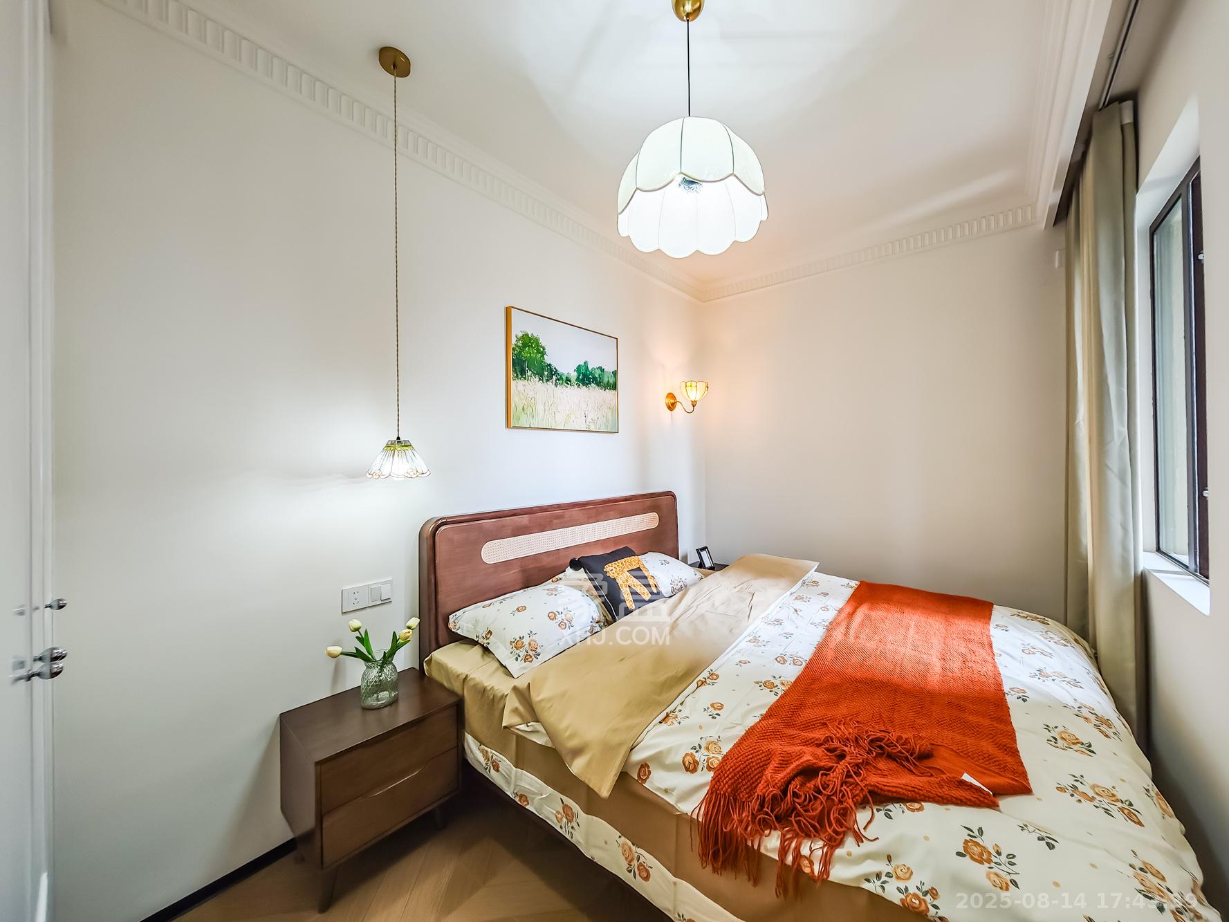 山语城三期  3室2厅1卫    75.8万卧室