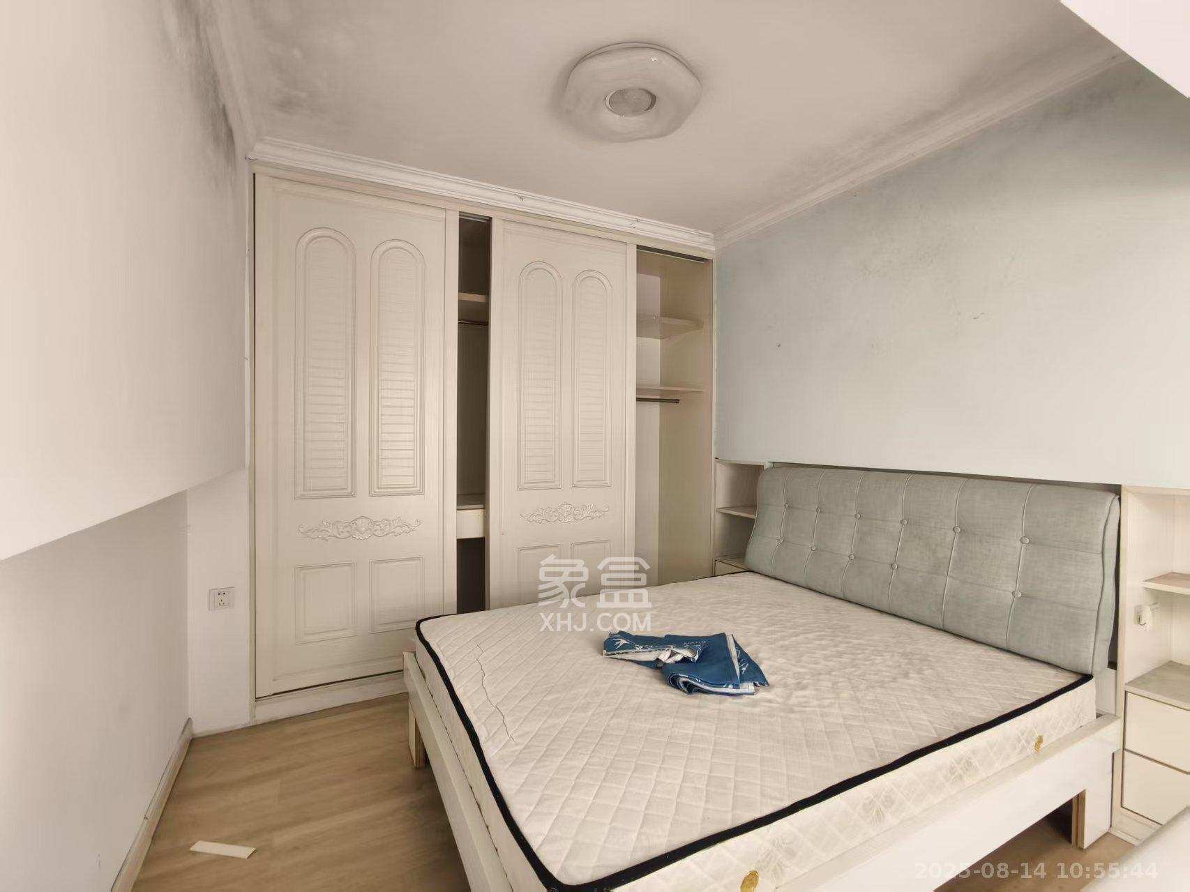 米兰春天  1室1厅1卫    1400.0元/月 米兰春天  1室1厅1卫    1400.0元/月室内图