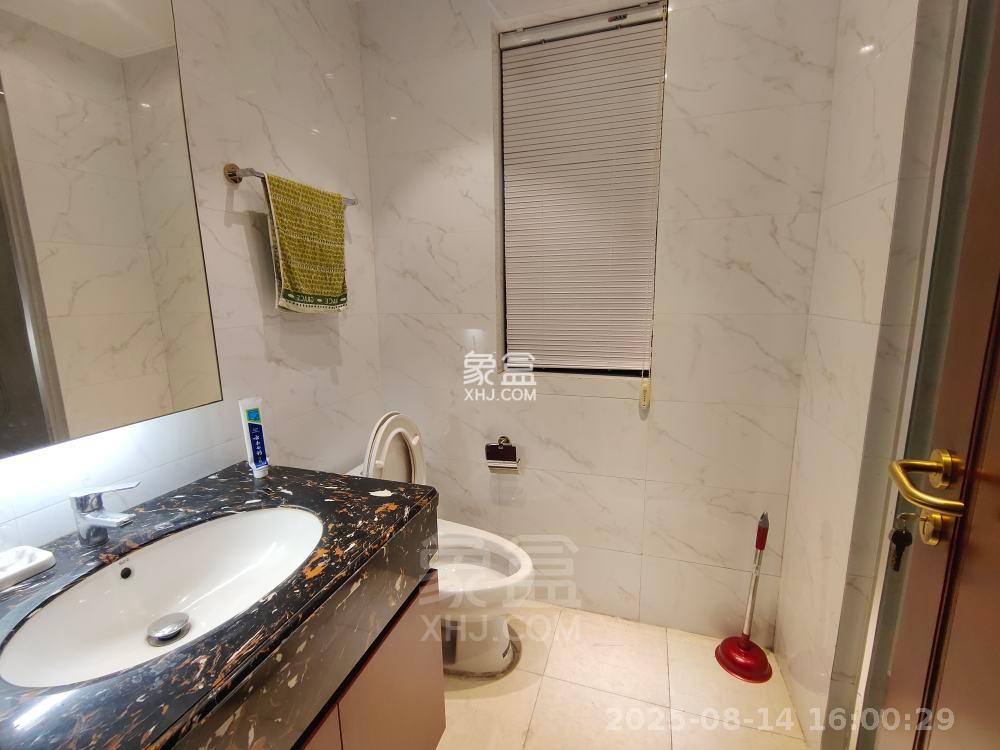 恒大华府 3室2厅2卫 3000.0元/月 恒大华府 3室2厅2卫 3000.0元/月室内图