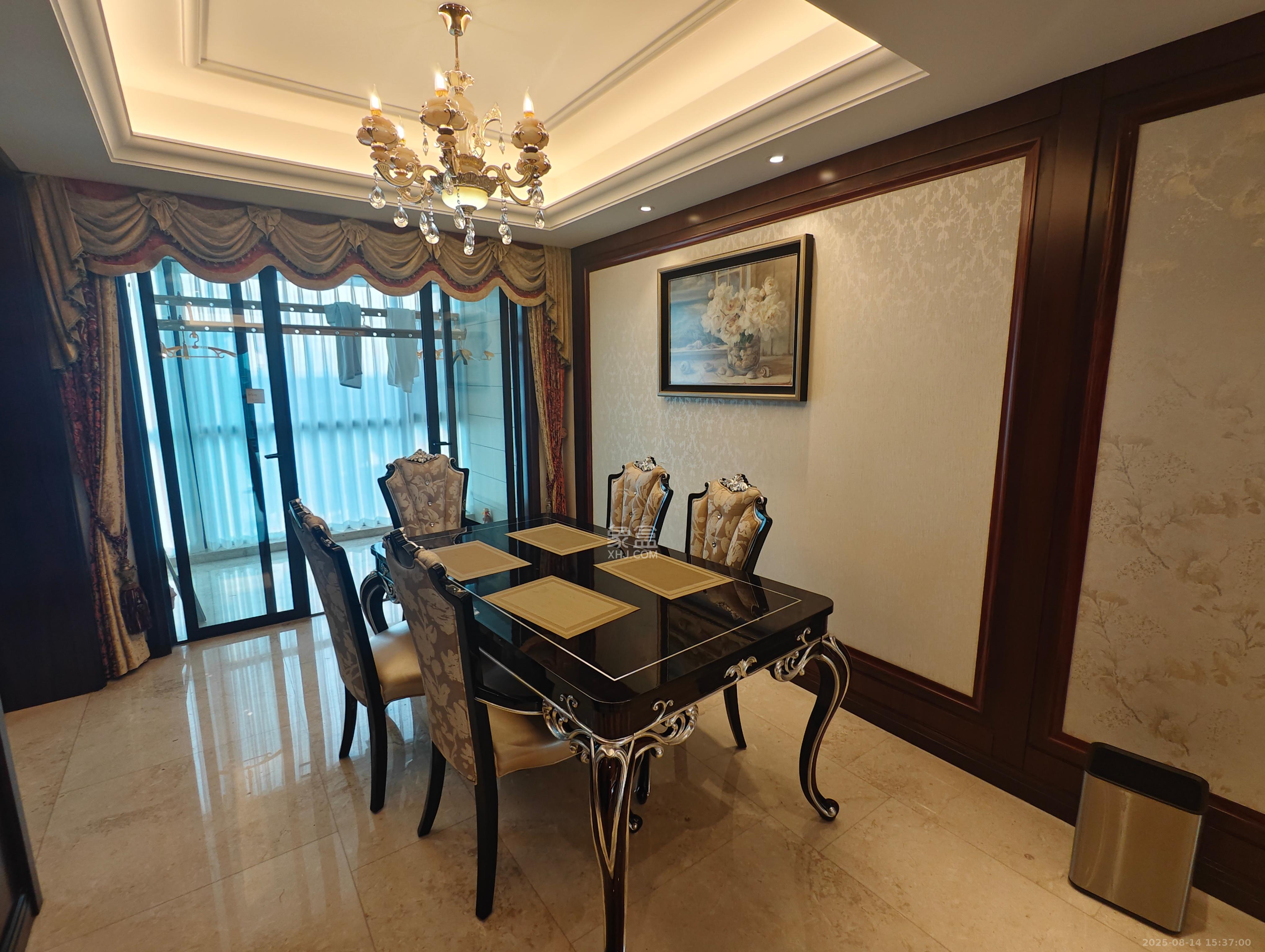 运达中央广场一、二期 3室2厅3卫 10000.0元/月 运达中央广场一、二期 3室2厅3卫 10000.0元/月室内图