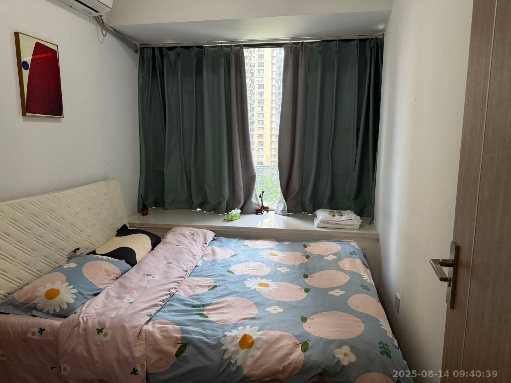 美的翰城 3室2厅2卫 2200.0元/月 美的翰城 3室2厅2卫 2200.0元/月室内图