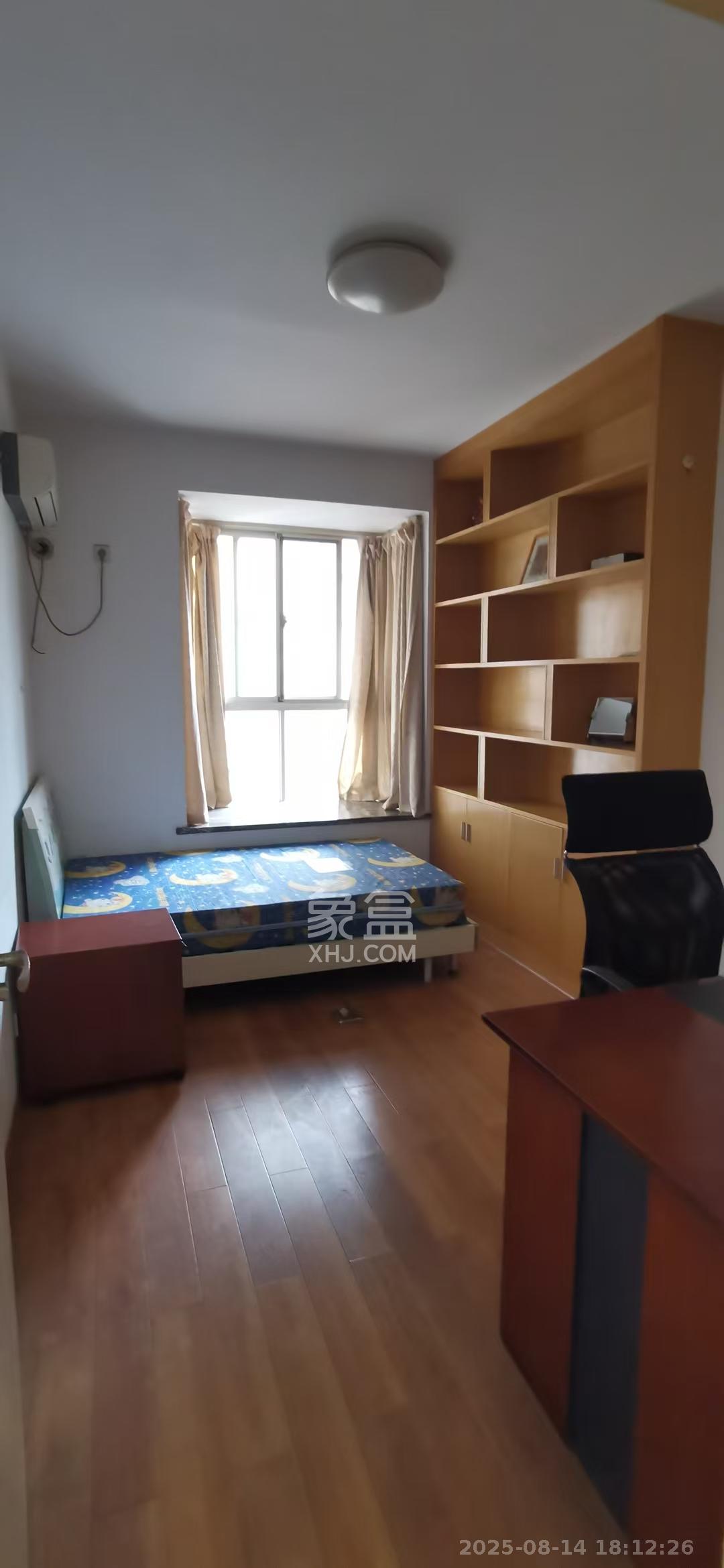 惠泽园  4室2厅2卫    3600.0元/月室内图