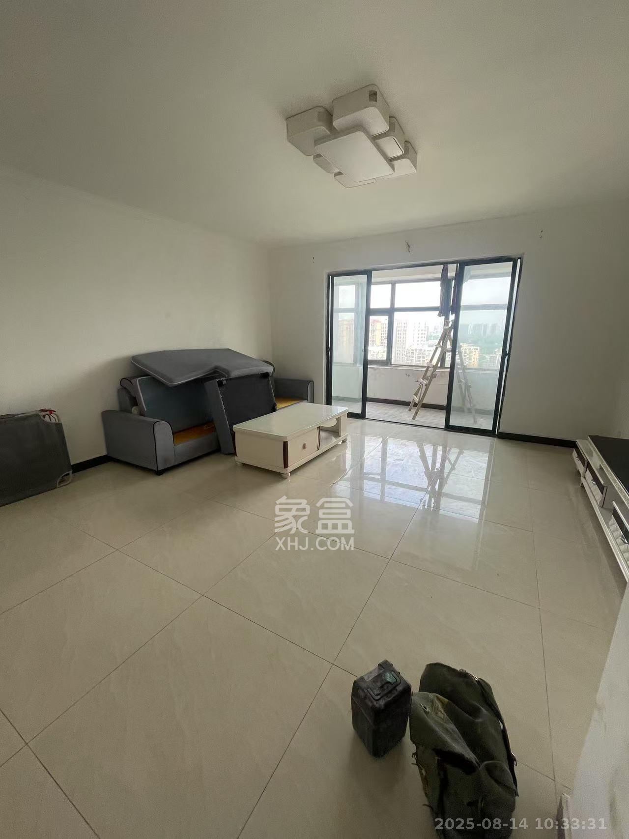 长沙欧洲城  3室2厅2卫    2700.0元/月 长沙欧洲城  3室2厅2卫    2700.0元/月室内图