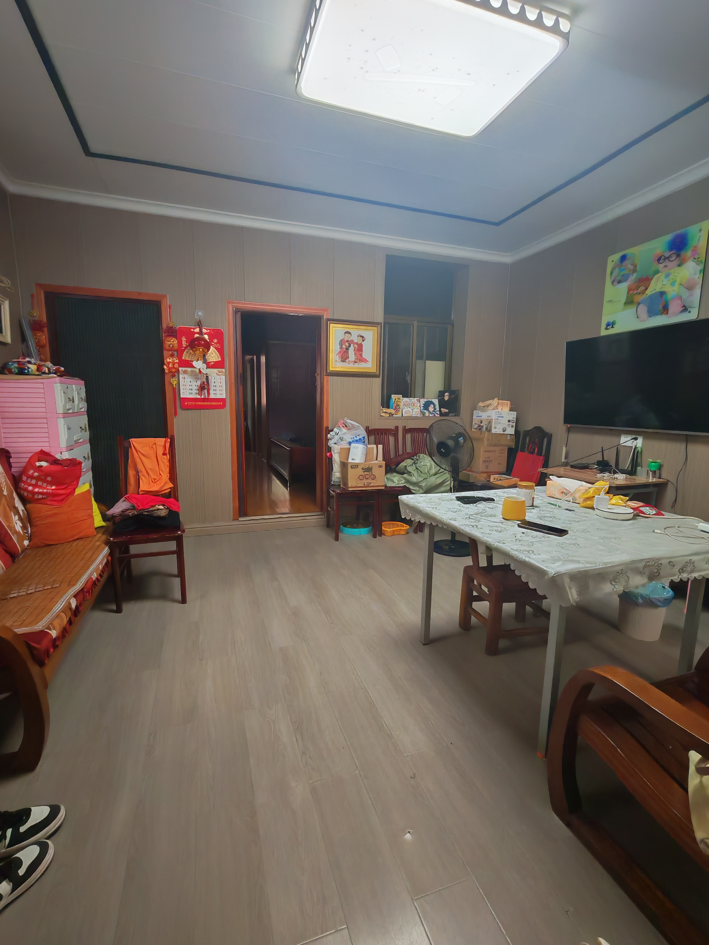 梓园社区(麻纺厂宿舍)  3室2厅1卫   26.80万