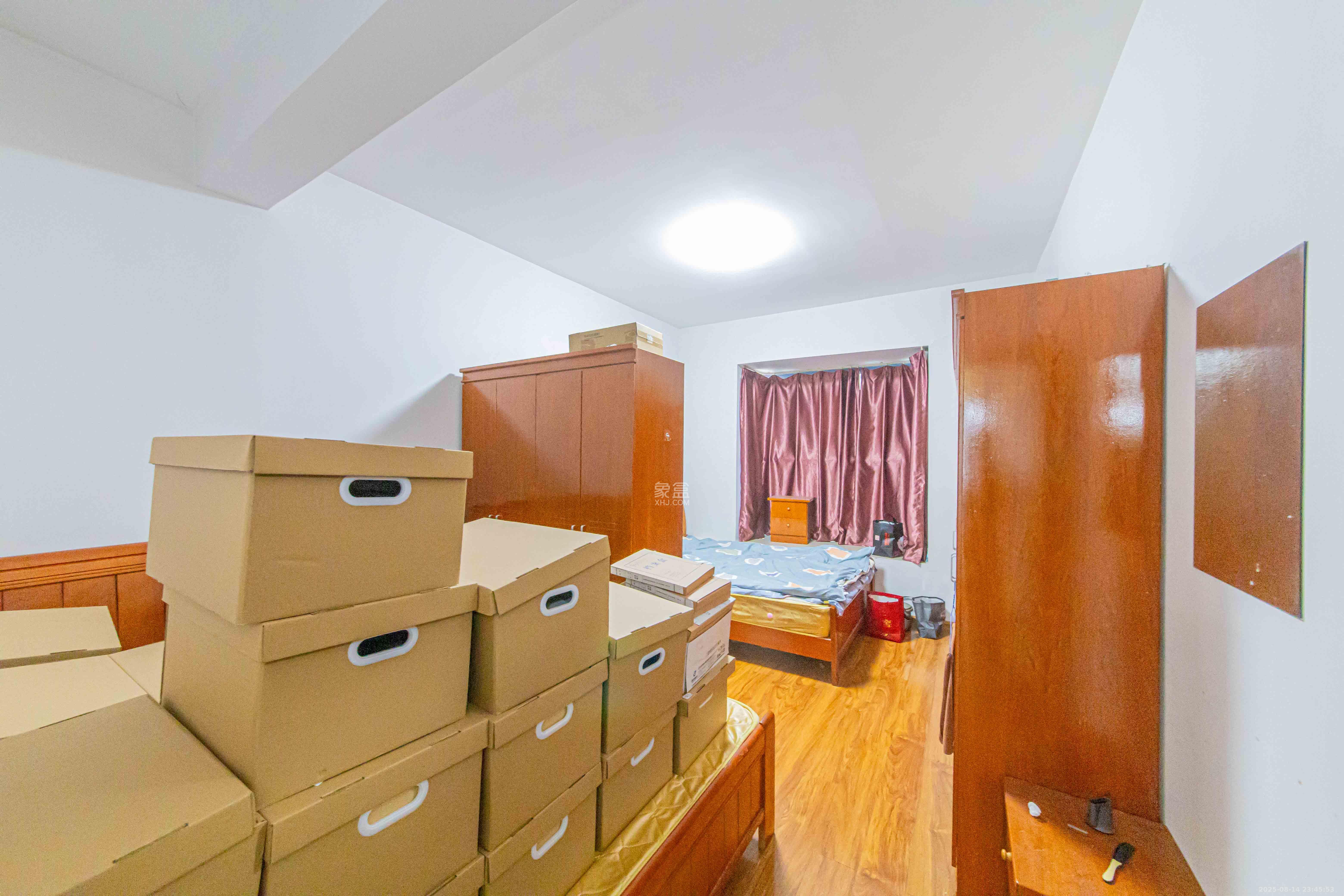 夏威夷碧水春城(碧桂园城市花园)  4室2厅2卫    129.0万 夏威夷碧水春城(碧桂园城市花园)  4室2厅2卫    129.0万卧室