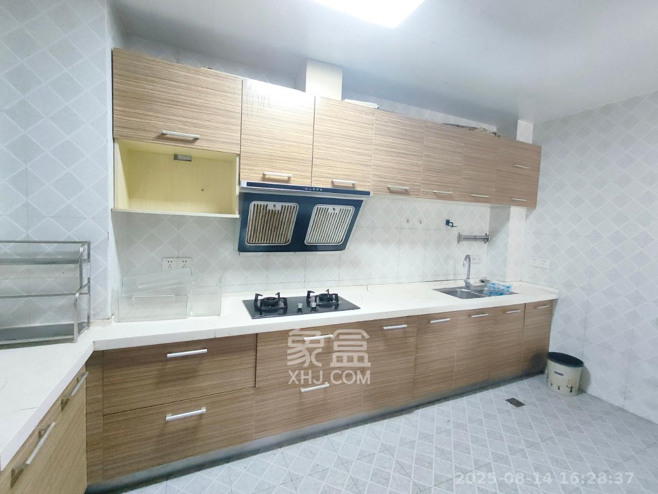 中房F联邦  1室2厅2卫    2200.0元/月 中房F联邦  1室2厅2卫    2200.0元/月室内图