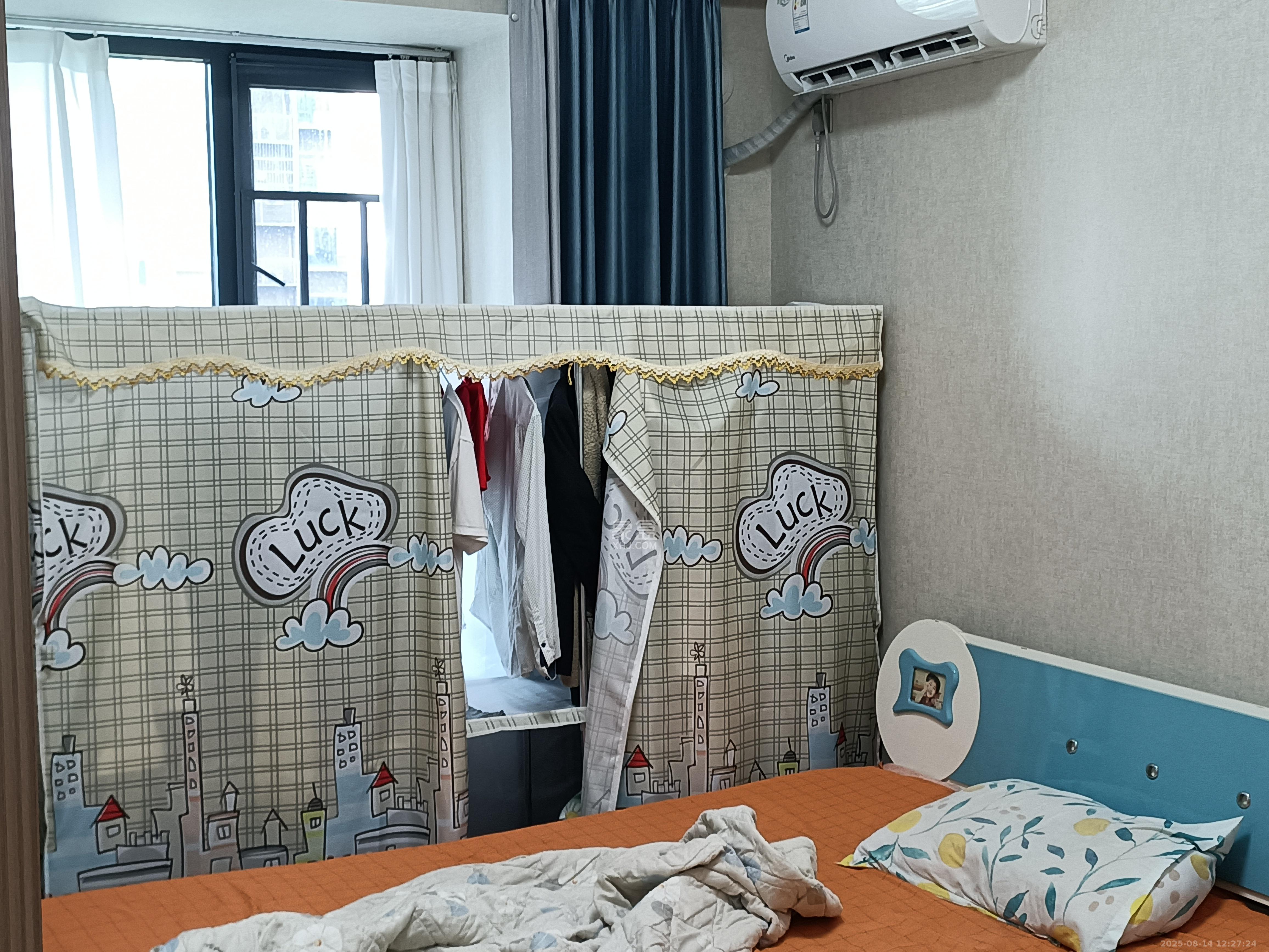 华远碧桂园海蓝城 4室2厅2卫 3100.0元/月 华远碧桂园海蓝城 4室2厅2卫 3100.0元/月室内图