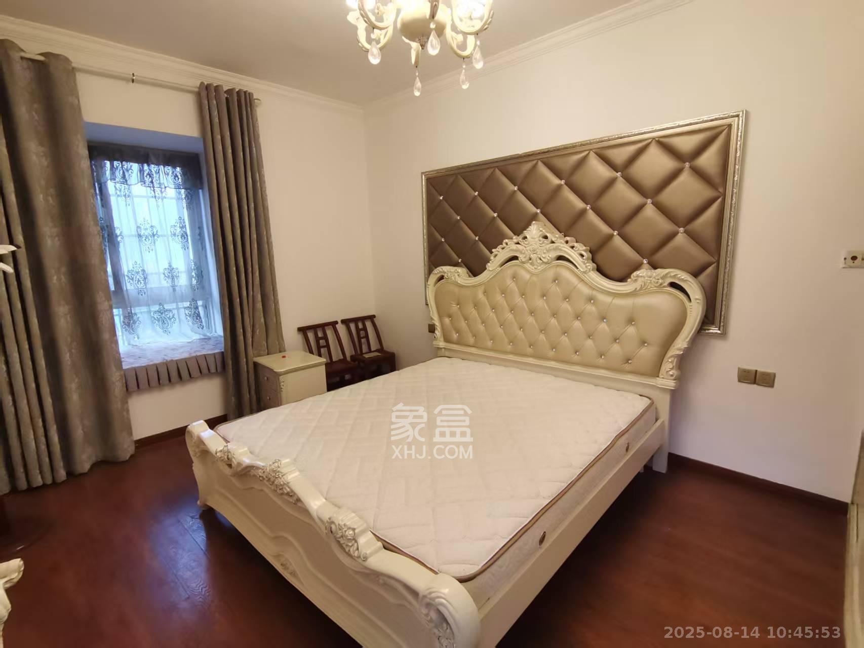 上河国际C区 3室2厅2卫 3800.0元/月 上河国际C区 3室2厅2卫 3800.0元/月室内图