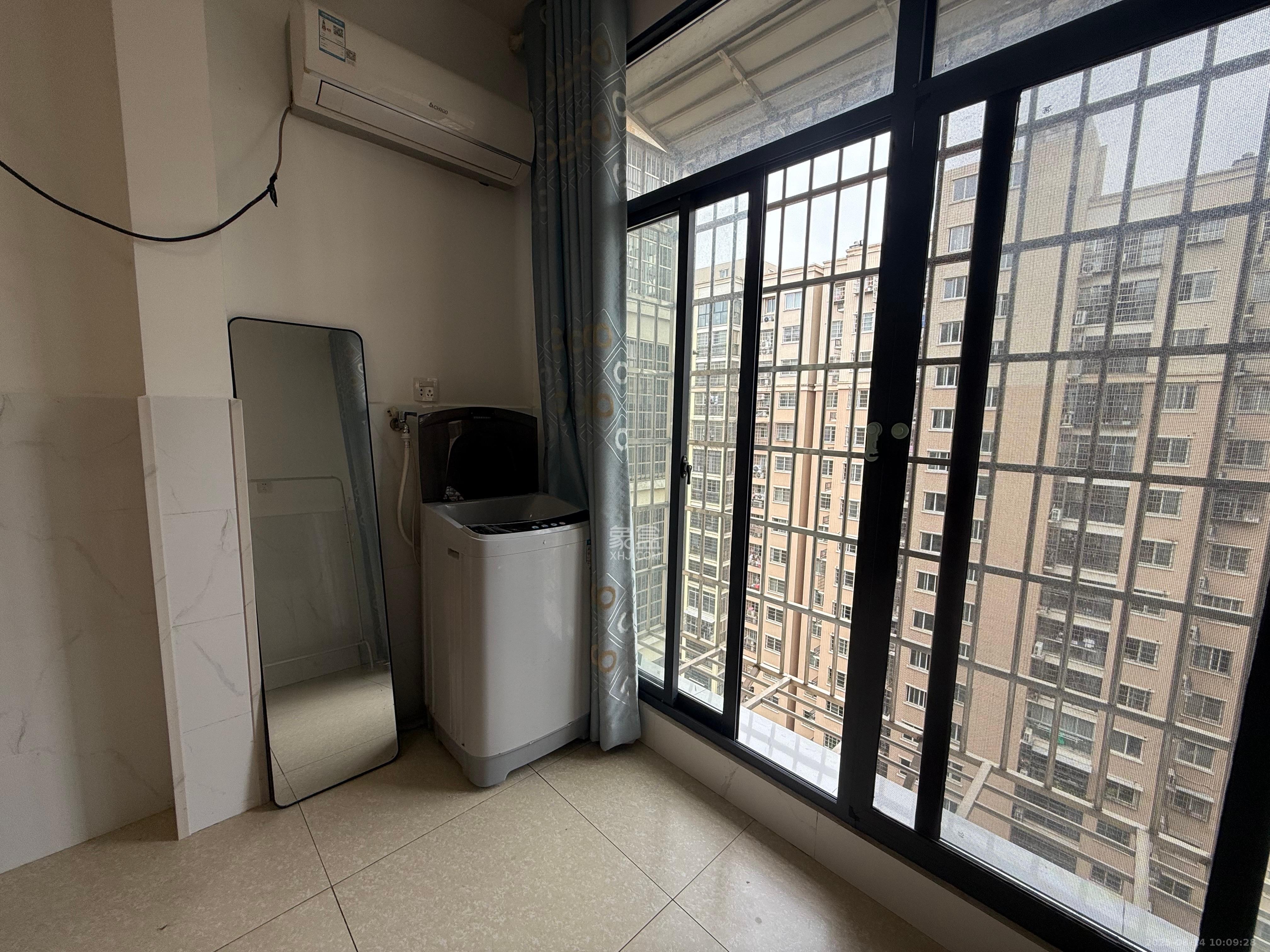 和润园一、二期 1室1厅1卫 900.0元/月 和润园一、二期 1室1厅1卫 900.0元/月室内图