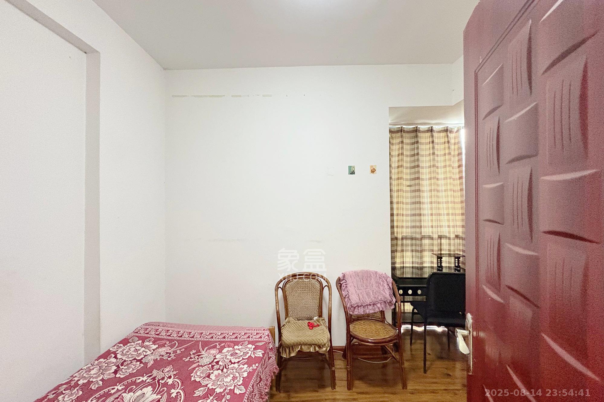 凯通国际城（凯通朝庭）  2室1厅1卫    90.0万卧室