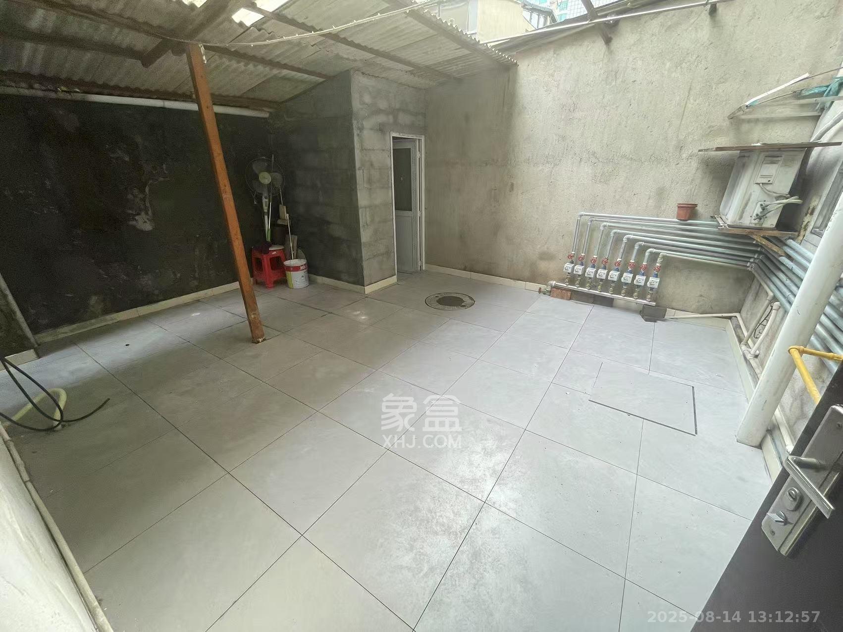 通泰街龙王宫  3室2厅1卫    2200.0元/月室内图