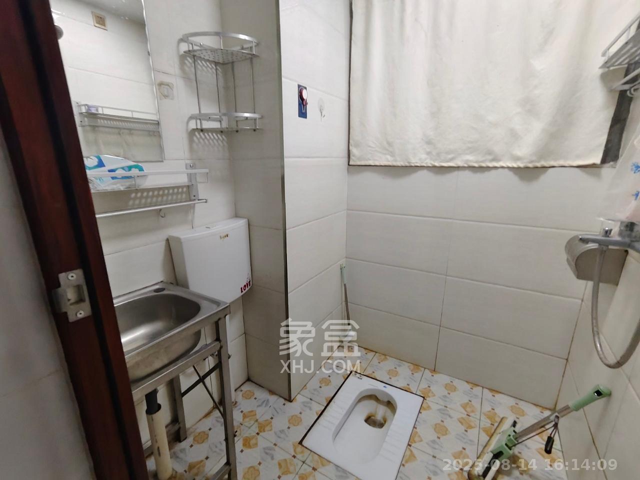 鄱阳佳郡  1室0厅0卫    1000.0元/月室内图