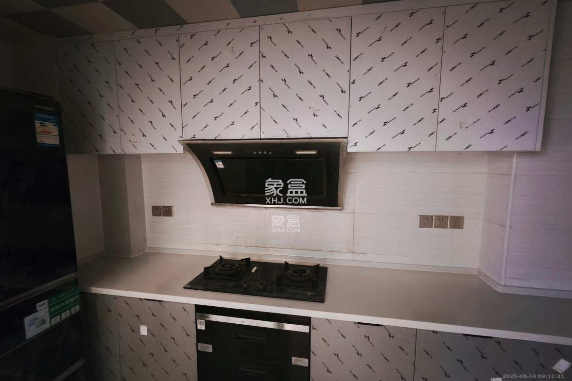 中国铁建梅溪青秀一期 3室2厅1卫 2500.0元/月 中国铁建梅溪青秀一期 3室2厅1卫 2500.0元/月室内图