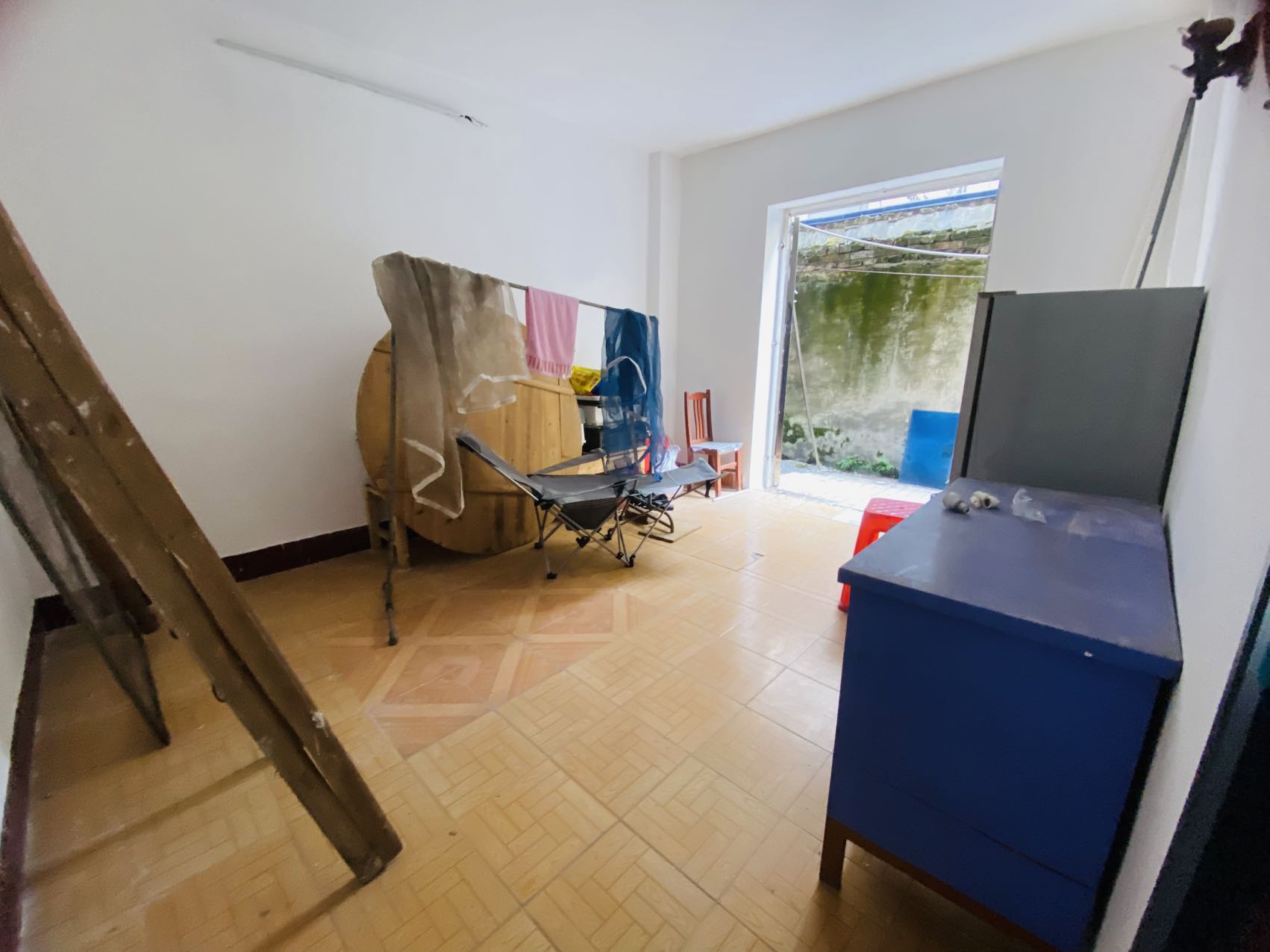 建设小区(建设新村) 1室2厅1卫 800.0元/月 建设小区(建设新村) 1室2厅1卫 800.0元/月室内图