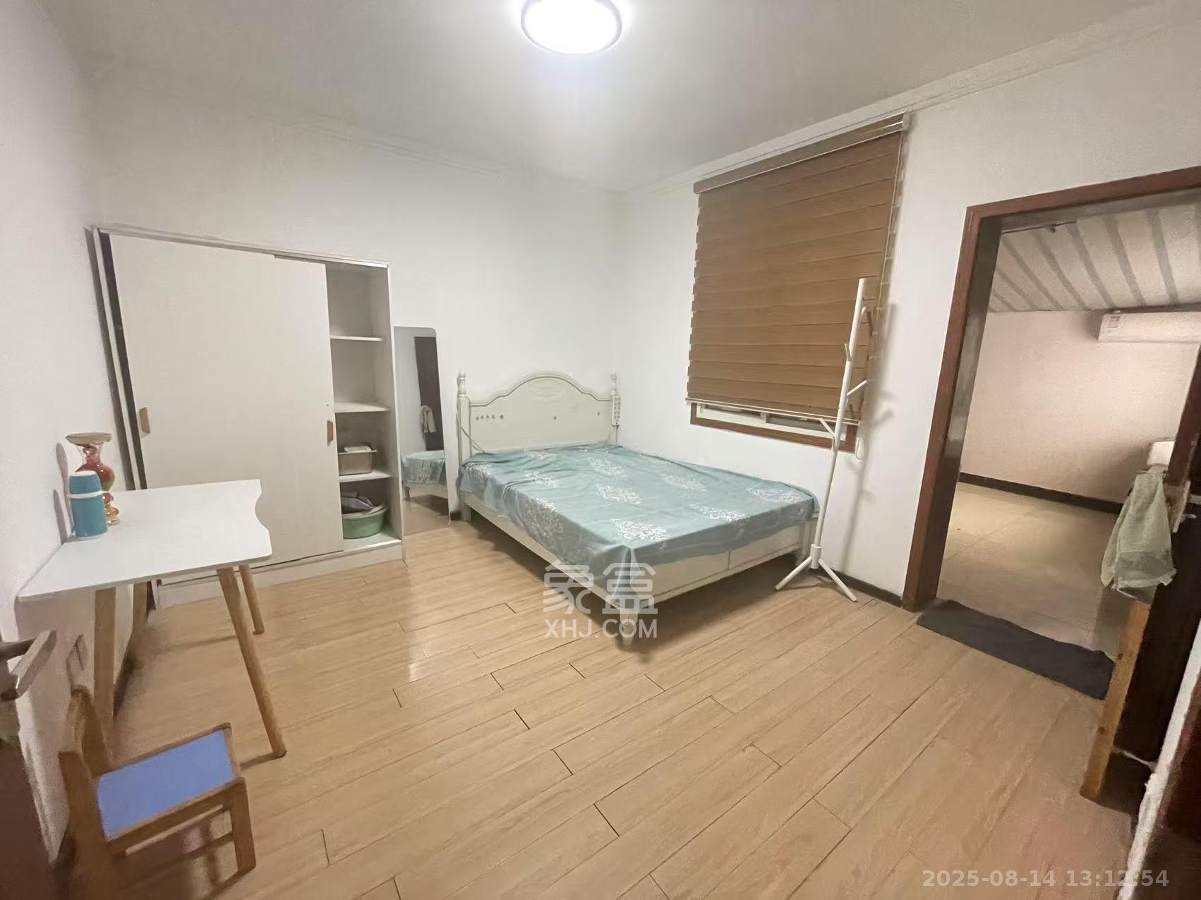 通泰街龙王宫  3室2厅1卫    2200.0元/月室内图