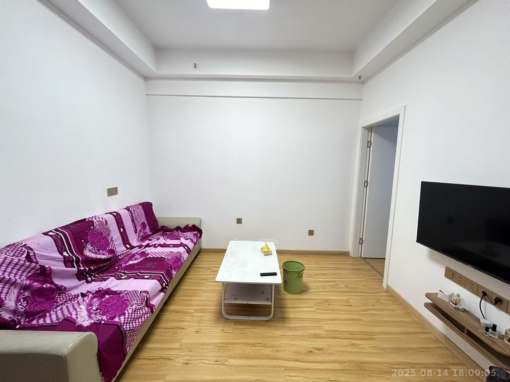 中建江湾壹号 2室1厅1卫 1600.0元/月 中建江湾壹号 2室1厅1卫 1600.0元/月室内图