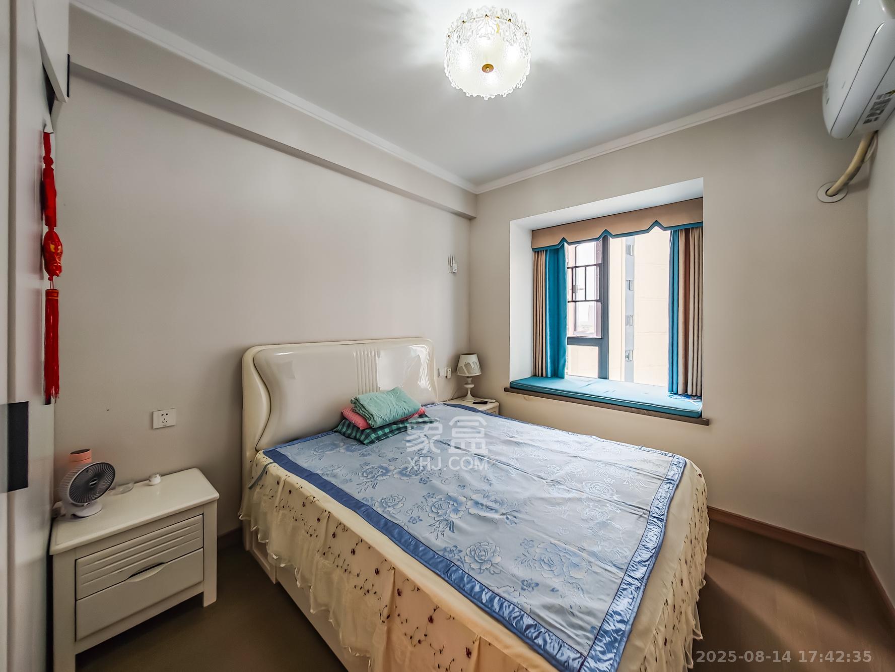 金地兰亭樾  3室2厅2卫    170.0万 金地兰亭樾  3室2厅2卫    170.0万卧室