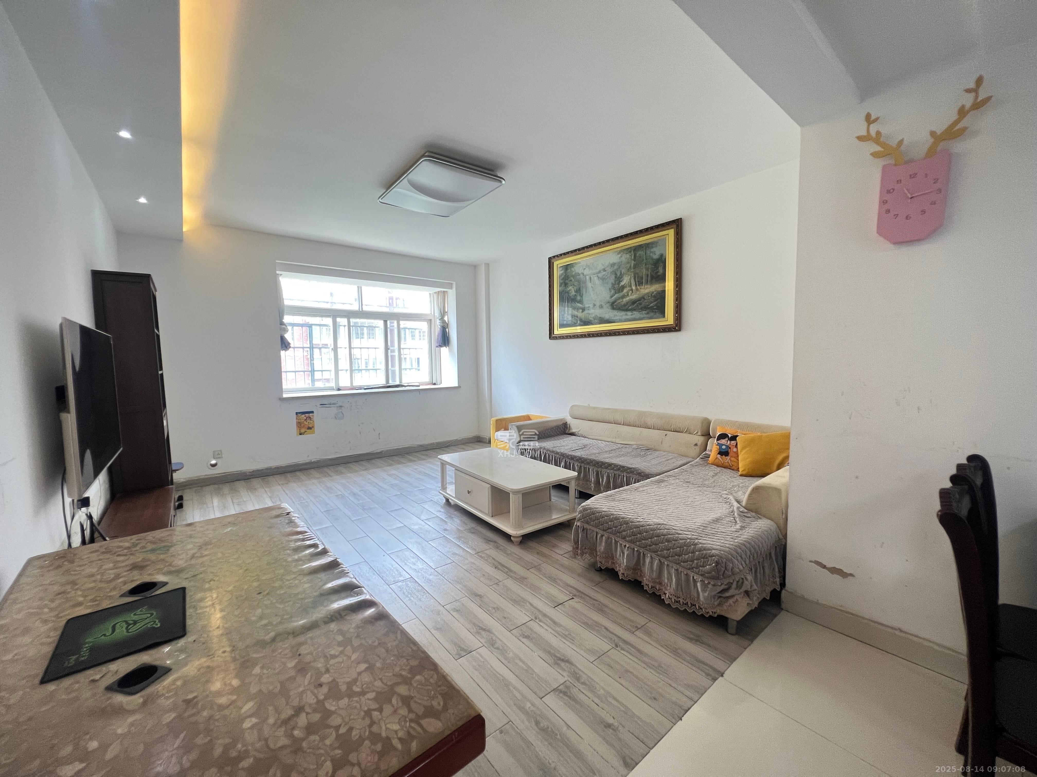 星城国际  3室2厅1卫    1800.0元/月室内图