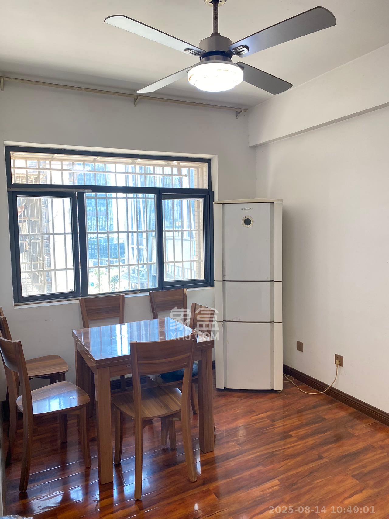茶山馨苑  2室2厅1卫   2500.00元/月室内图