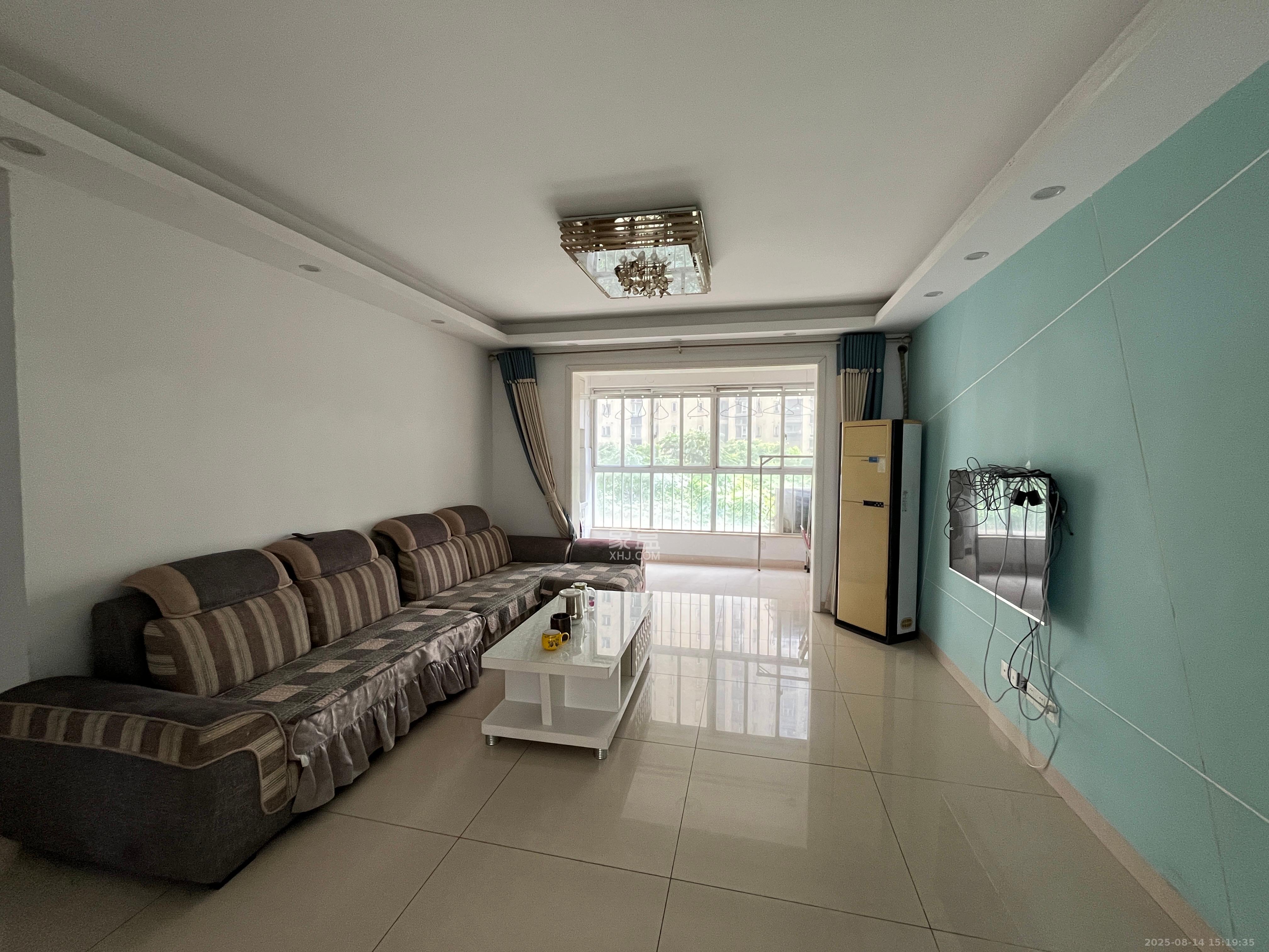 万国城(当代满庭春MOMA)三期  3室2厅2卫    2500.0元/月 万国城(当代满庭春MOMA)三期  3室2厅2卫    2500.0元/月室内图1