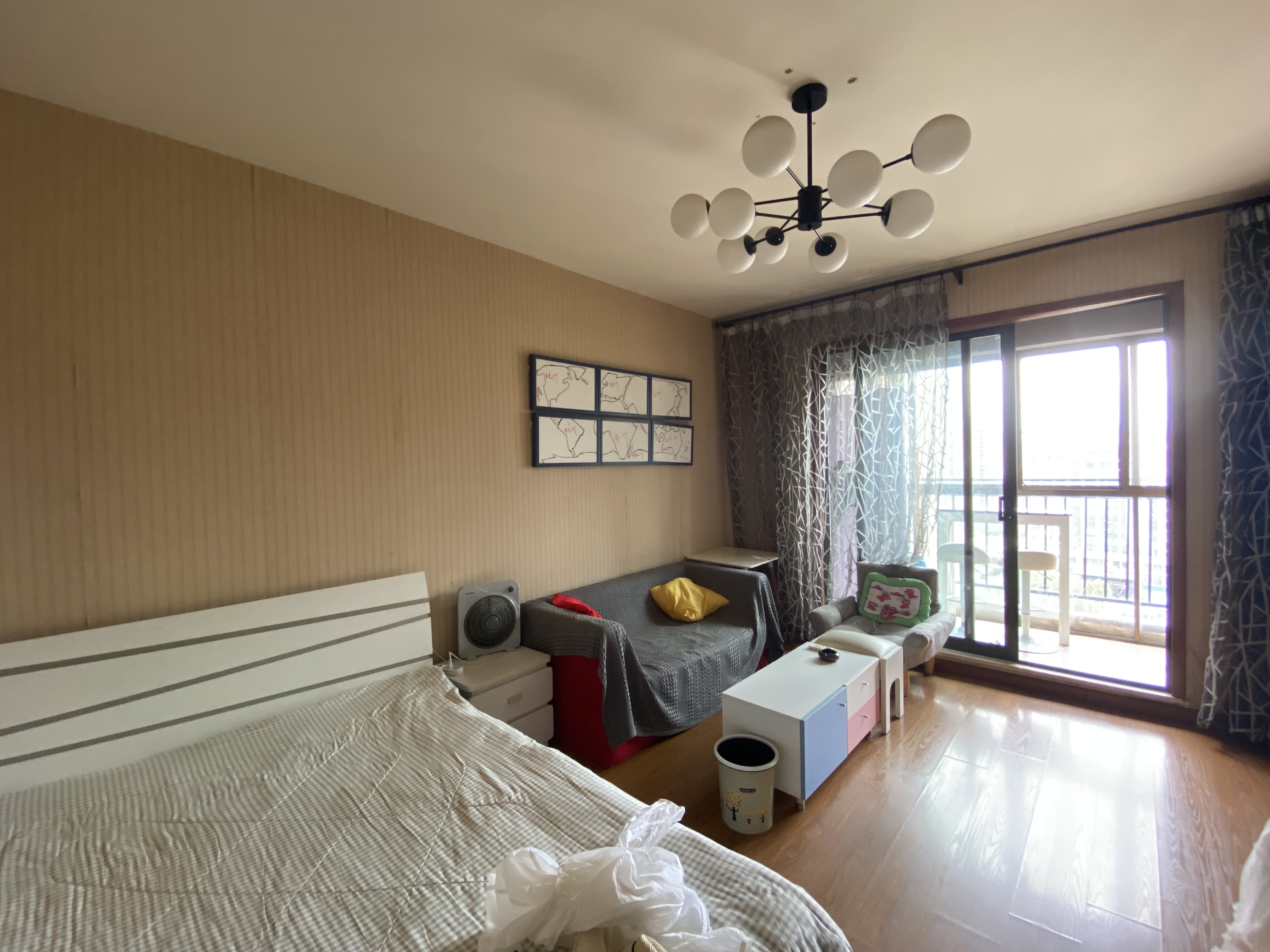 蓝色港湾 1室1厅1卫 1000.0元/月 蓝色港湾 1室1厅1卫 1000.0元/月室内图