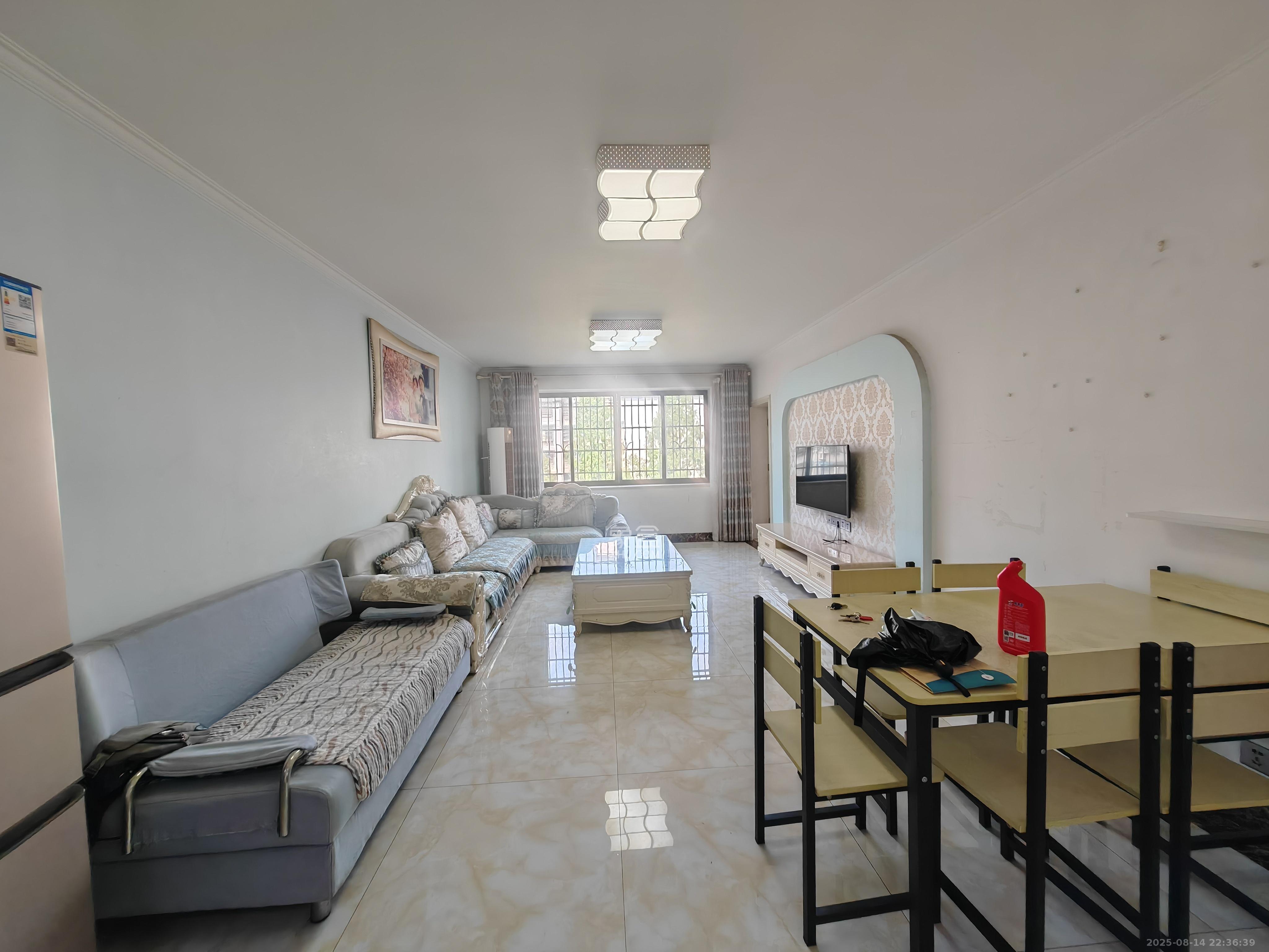 鸿园小区 2室2厅1卫 3000.0元/月 鸿园小区 2室2厅1卫 3000.0元/月室内图