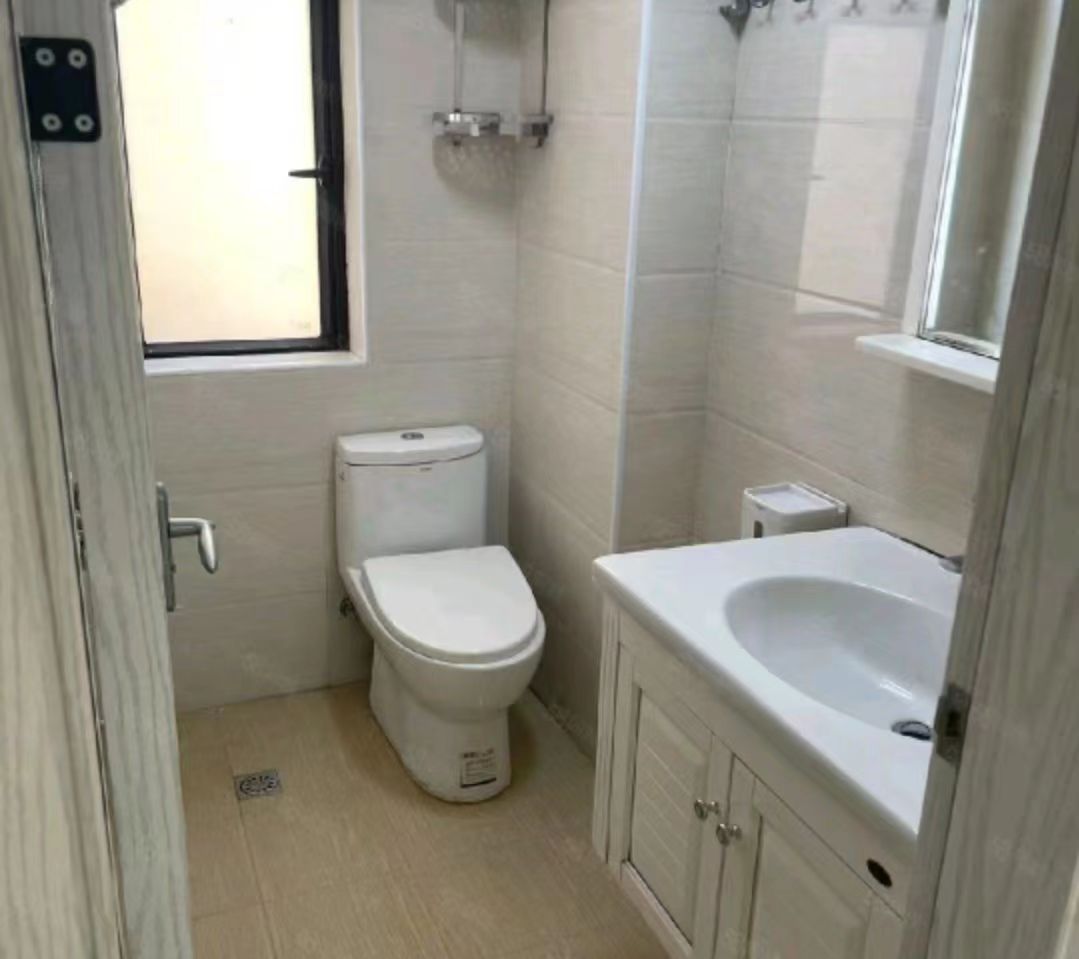珠江帝景山庄  2室1厅1卫   1500.00元/月室内图