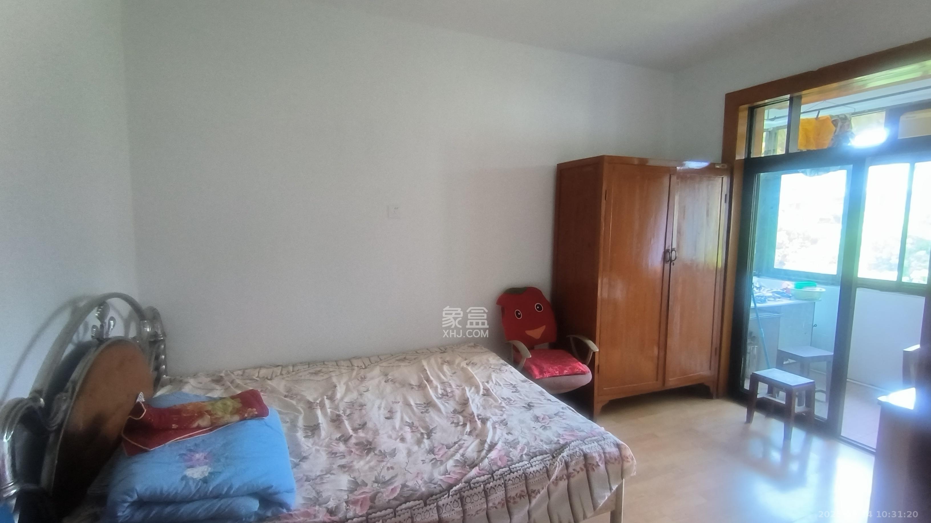 湘农桥社区  3室2厅1卫    3000.0元/月室内图