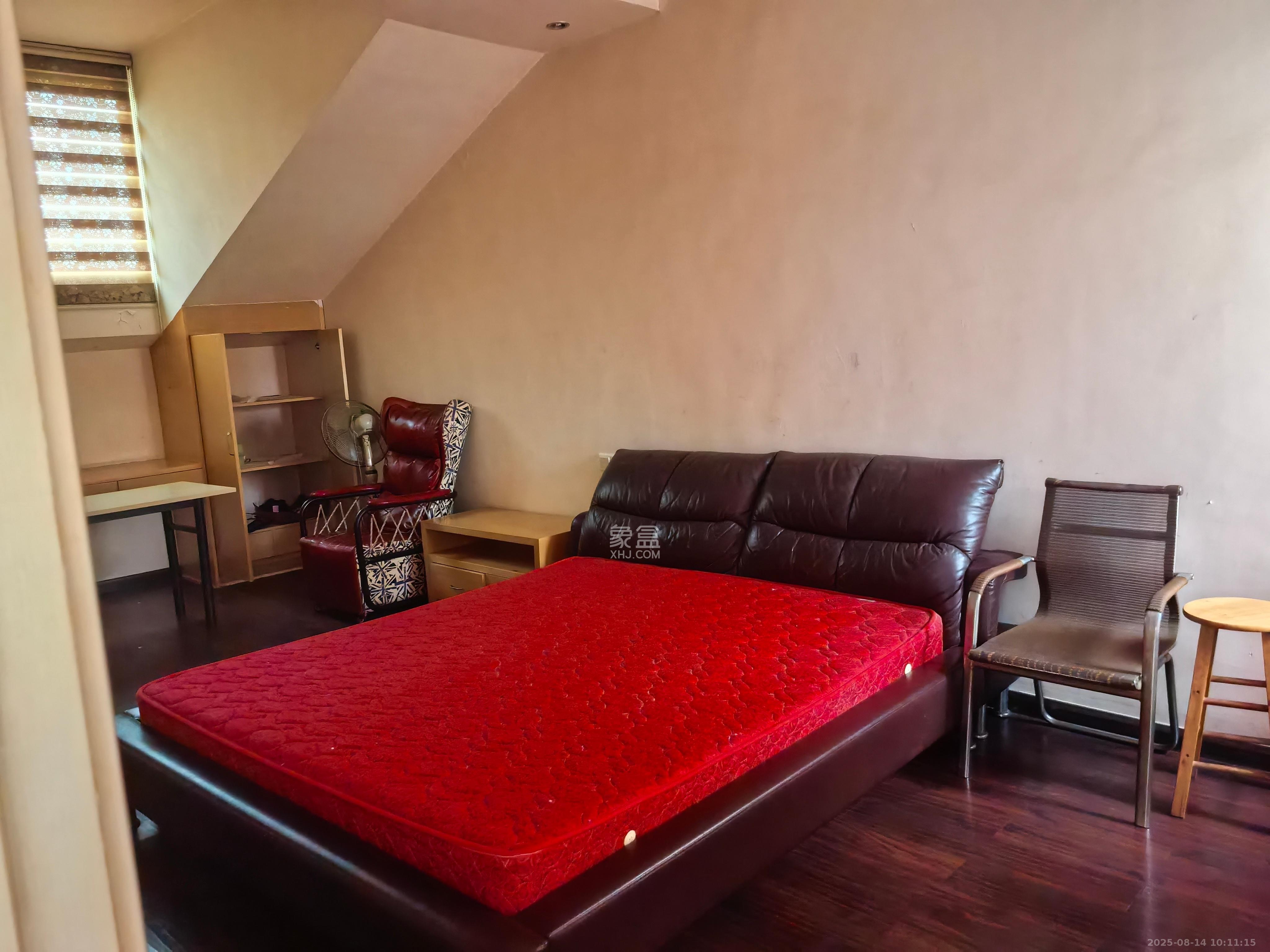 锦湘国际星城一期(锦美苑) 5室1厅1卫 3800.0元/月 锦湘国际星城一期(锦美苑) 5室1厅1卫 3800.0元/月室内图