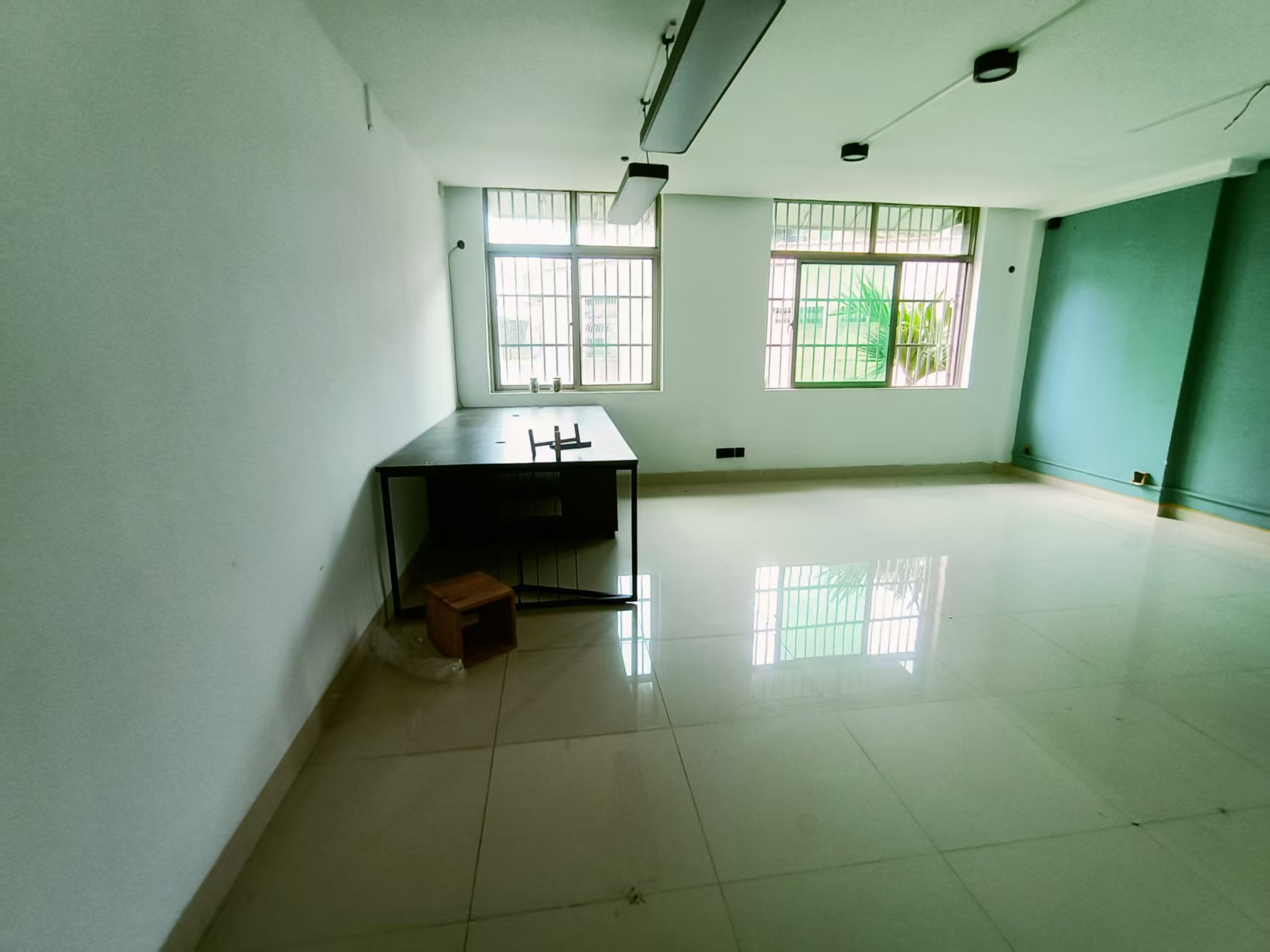 华汇别墅小区 7室2厅2卫 9000.0元/月 华汇别墅小区 7室2厅2卫 9000.0元/月室内图