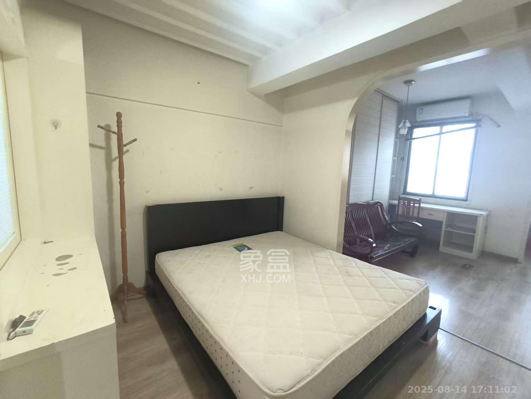 工商所宿舍（上碧湘街30号）  1室0厅0卫    1600.0元/月室内图