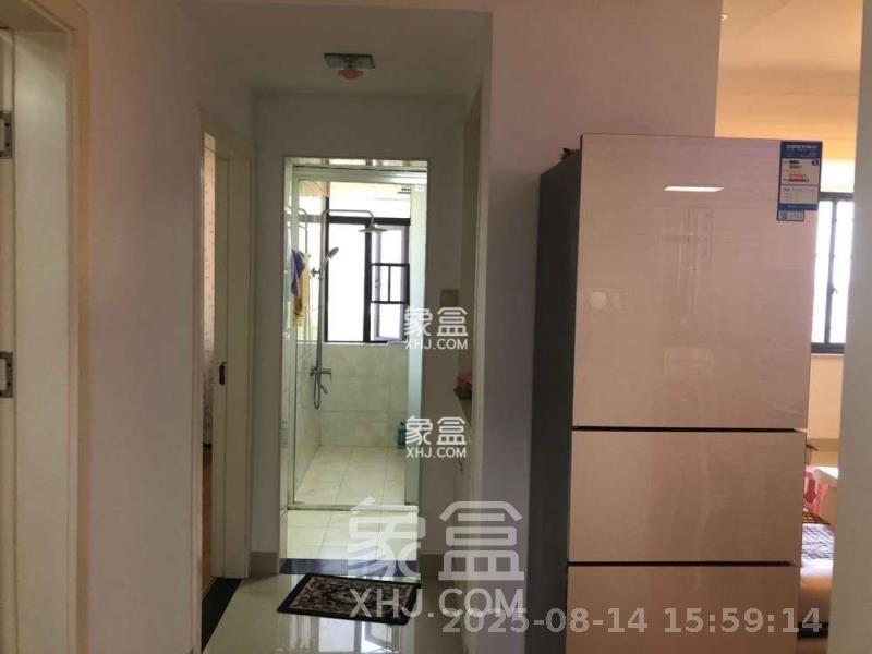 悦湖山  3室2厅2卫    2300.0元/月室内图