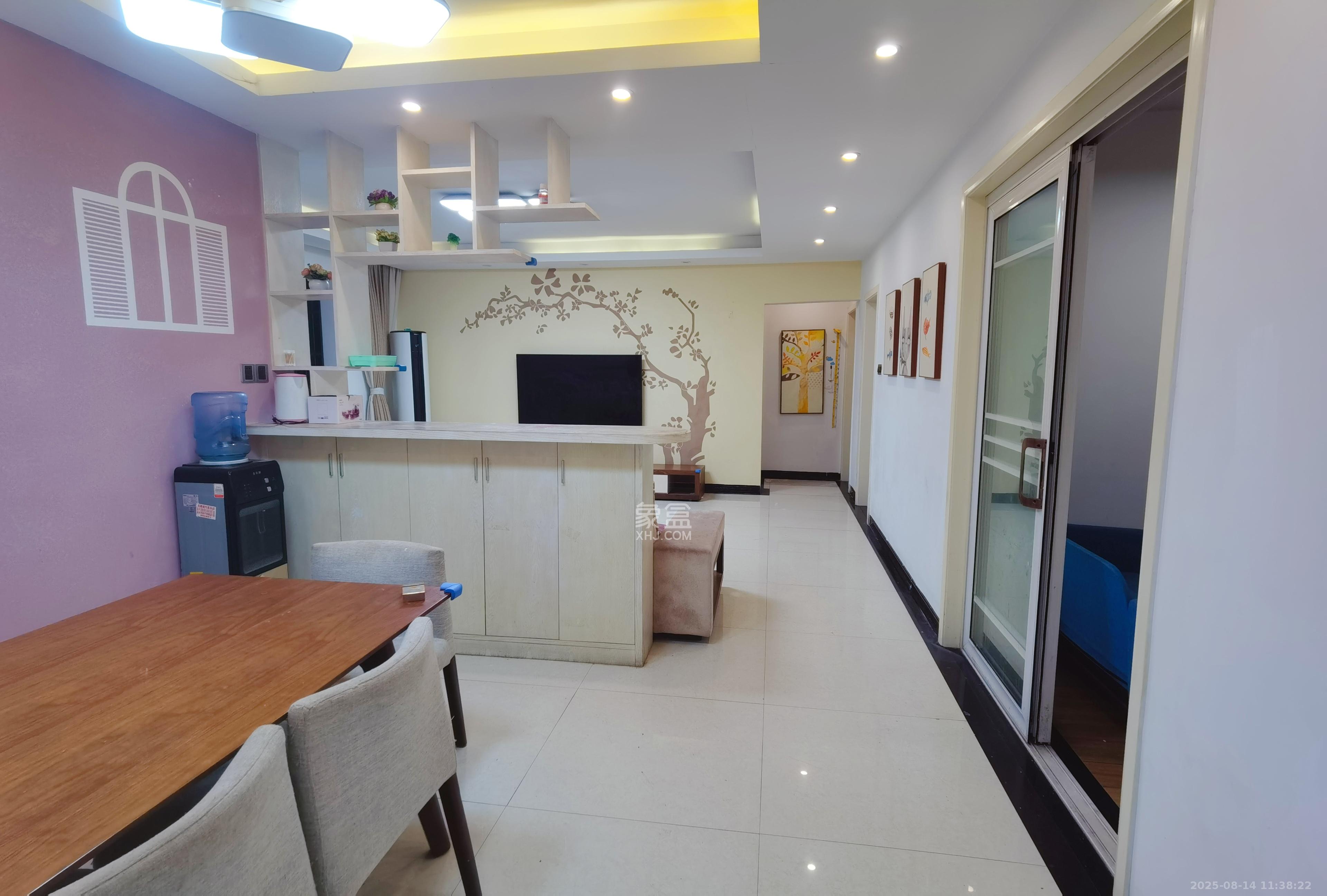 山水嘉园 4室2厅2卫 2100.0元/月 山水嘉园 4室2厅2卫 2100.0元/月室内图