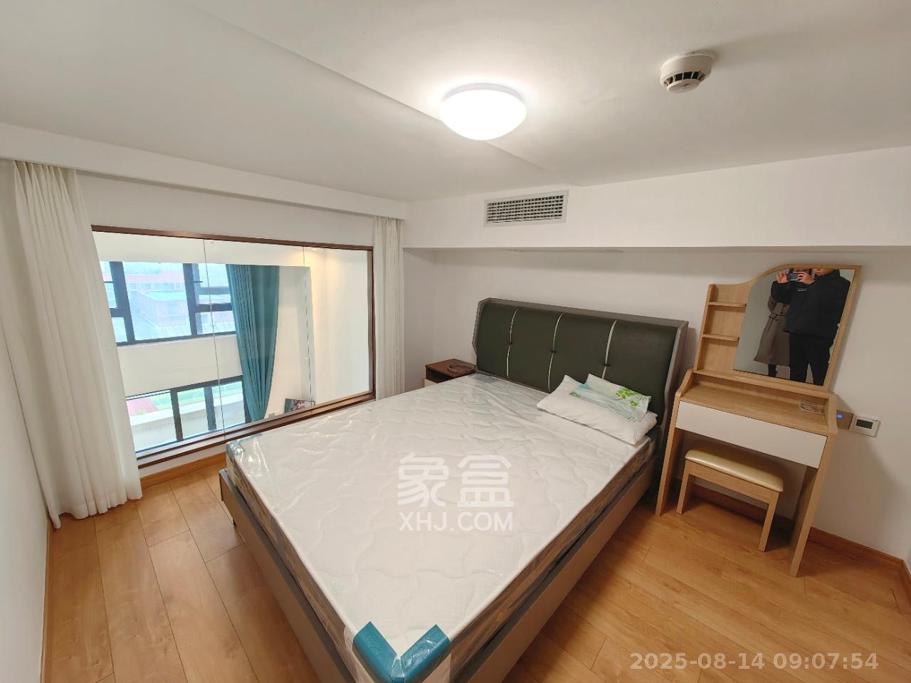 梦想新天地  1室1厅1卫   2000.00元/月室内图